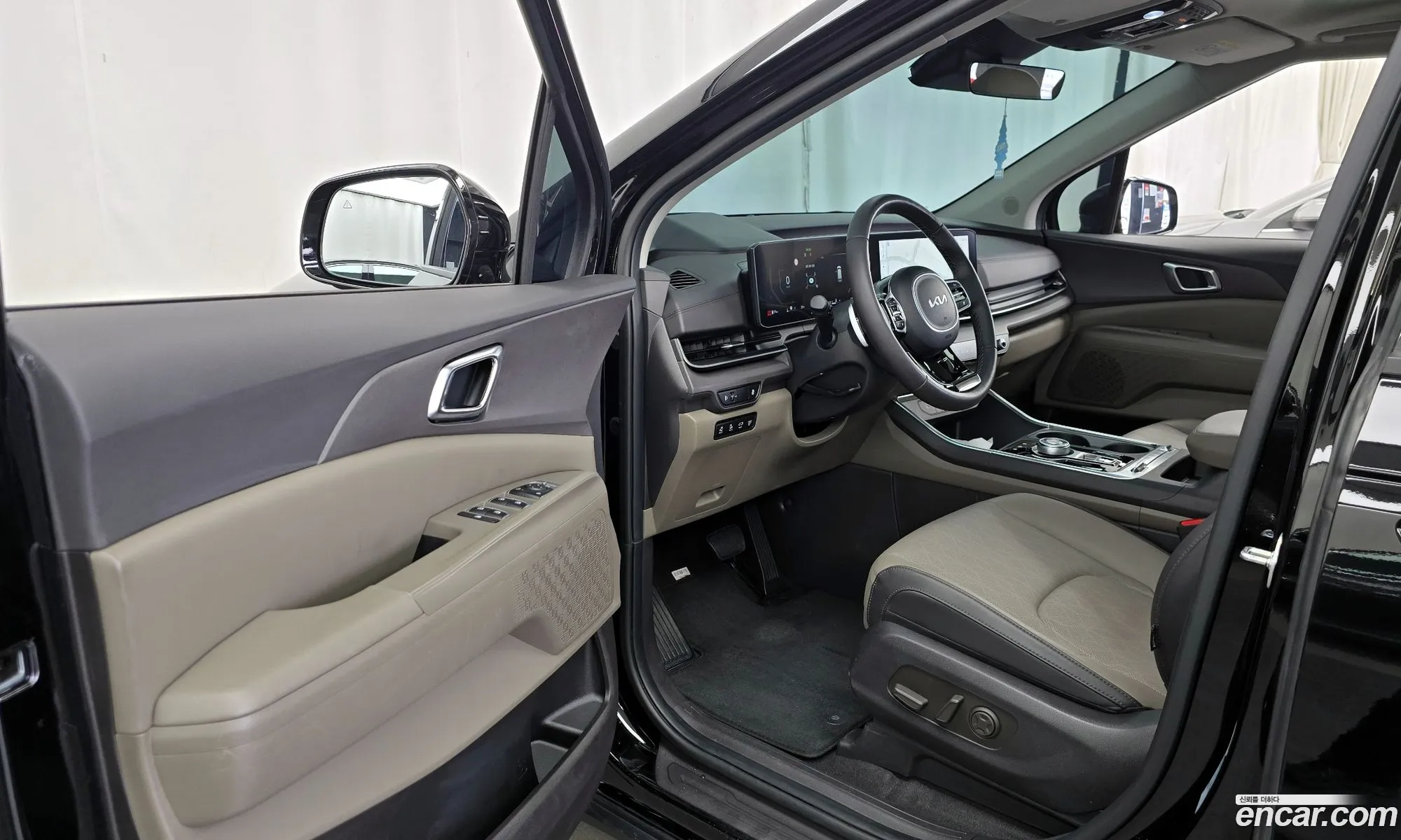 Kia Carnival 2024 — 27