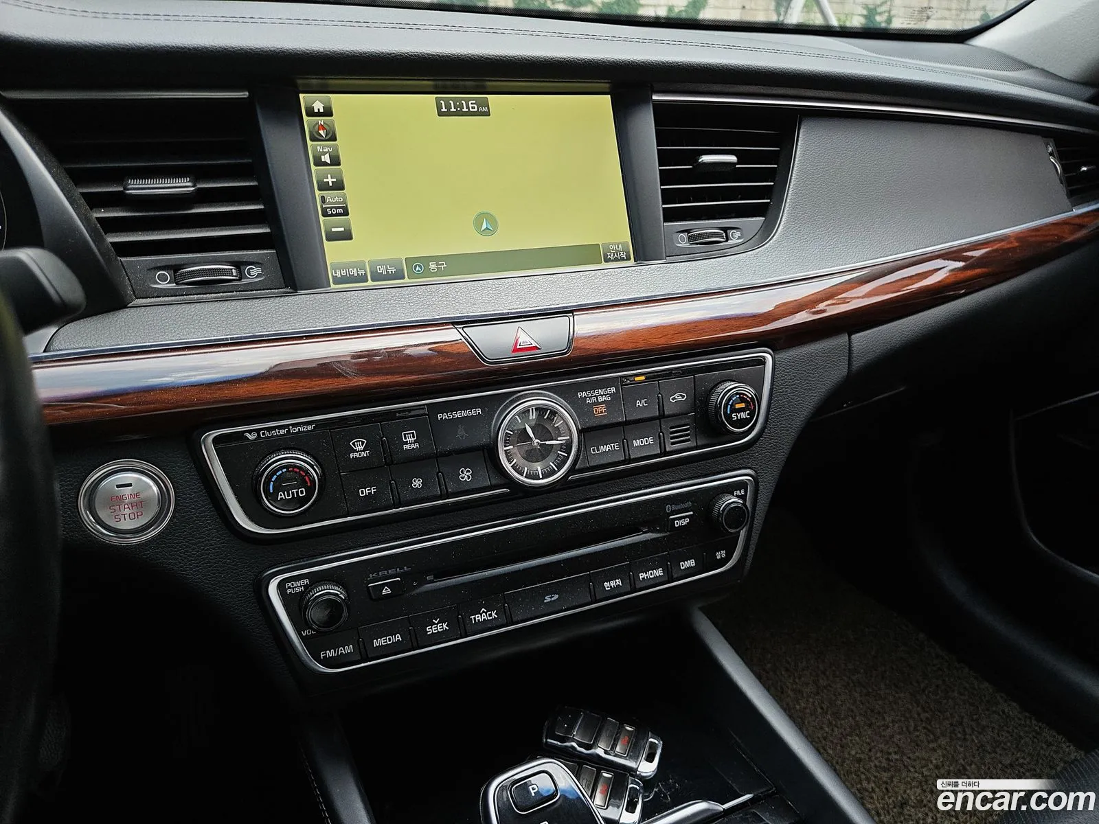 Kia K7 2016 — 18