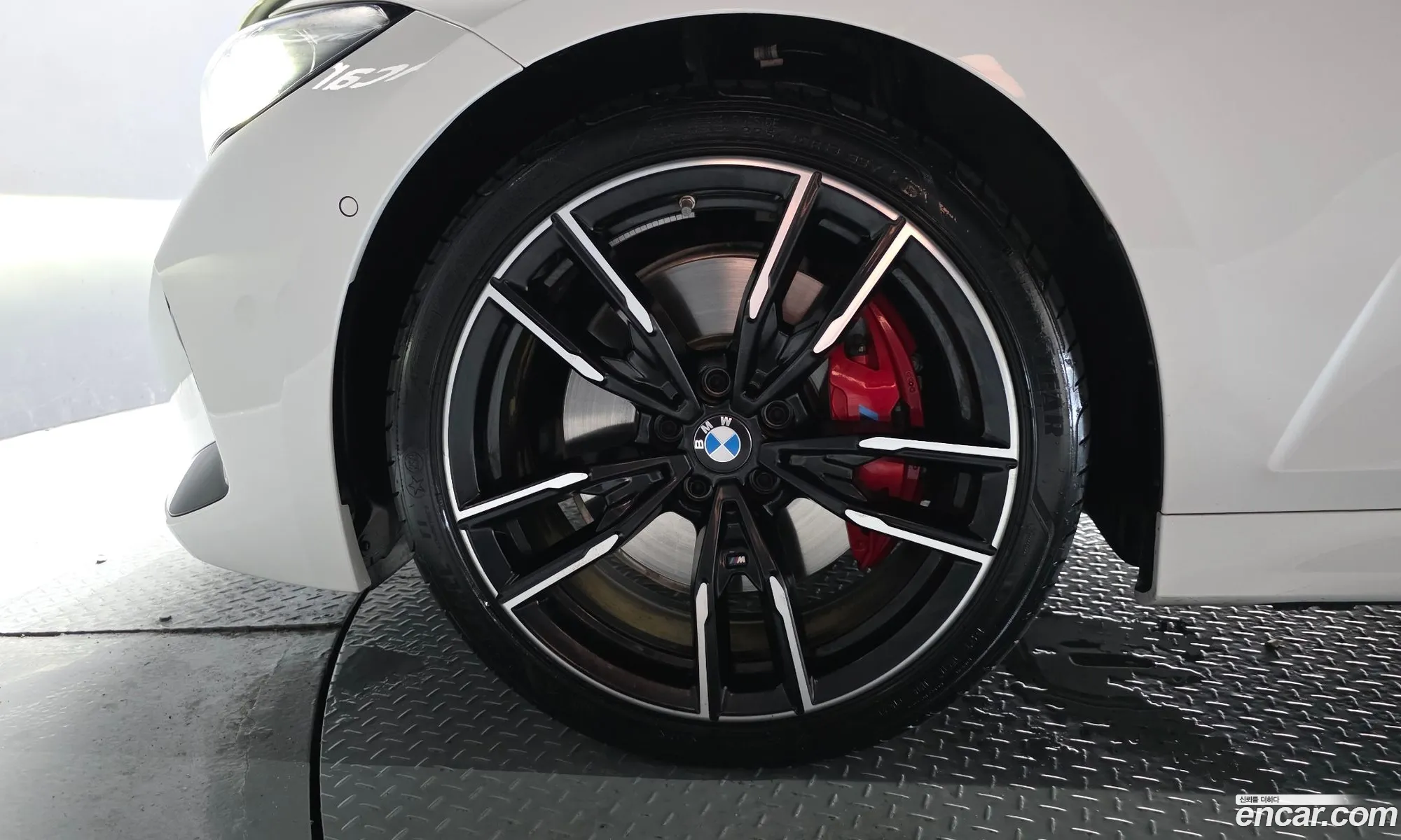 BMW 3 Series 2025 — 4