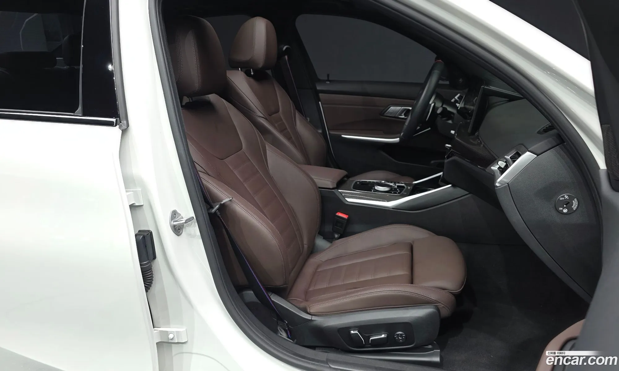 BMW 3 Series 2025 — 9