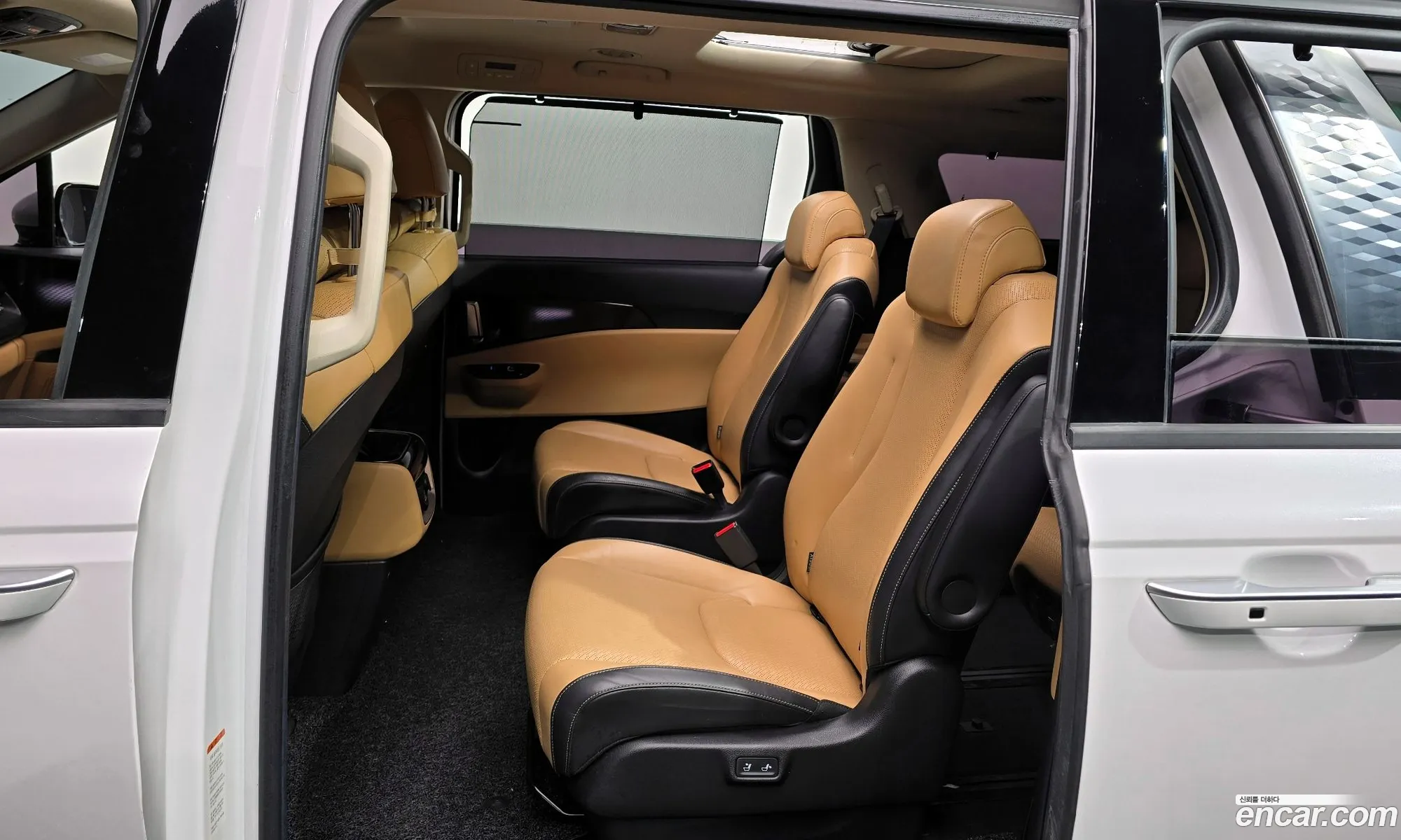 Kia Carnival 2021 KNANE81BBMS082187 — 20