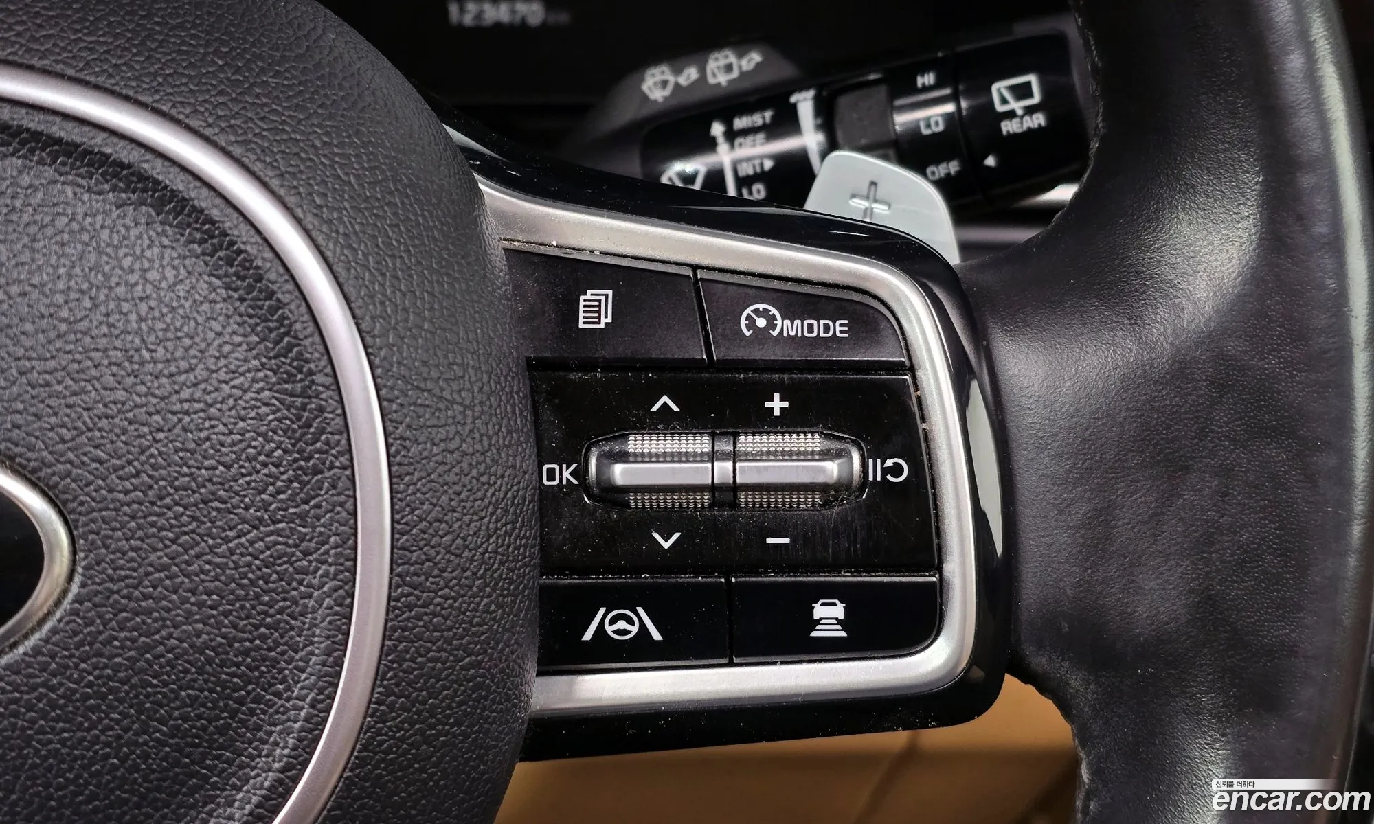 Kia Carnival 2021 KNANE81BBMS082187 — 24