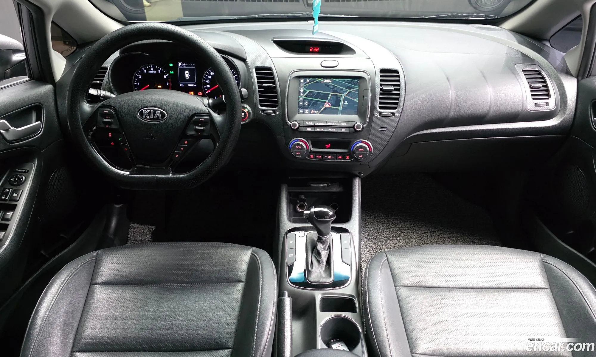 Kia K3 2017 KNAFK412BHA708502 — 16