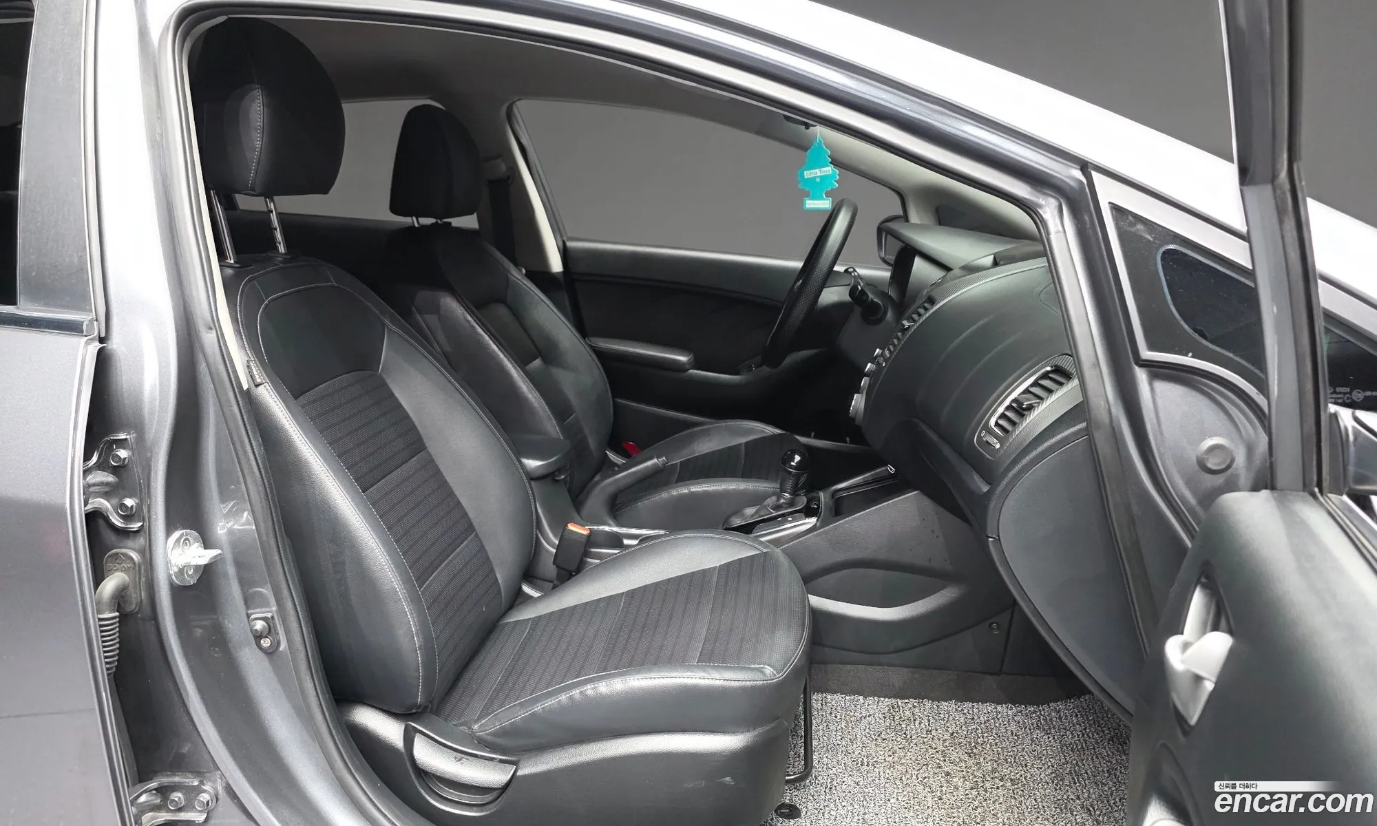 Kia K3 2017 KNAFK412BHA708502 — 6