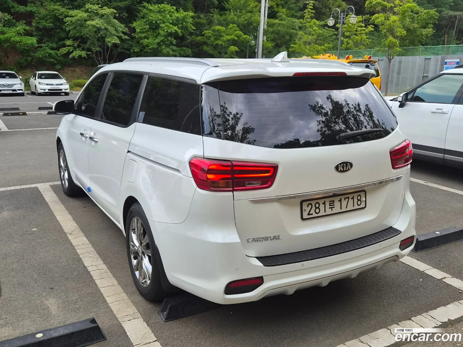 Kia Carnival 2018 — 7