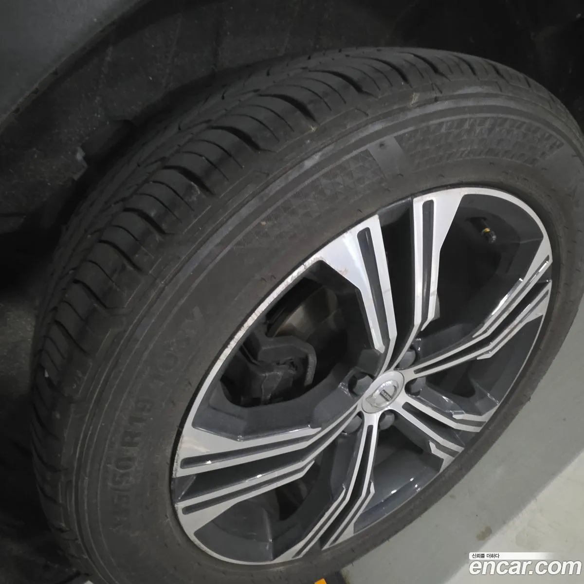 Volvo XC40 2020 — 3