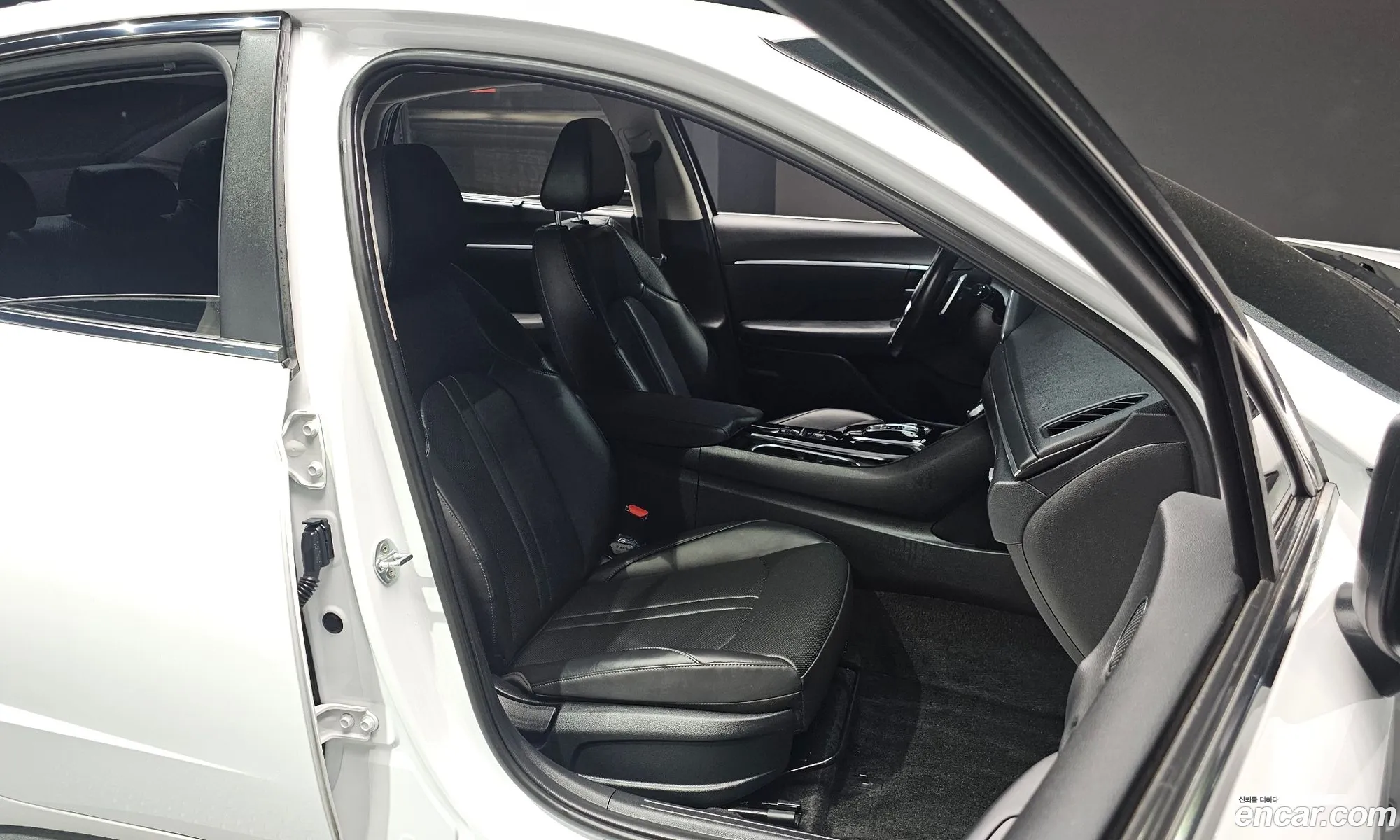 Hyundai Sonata 2020 — 15