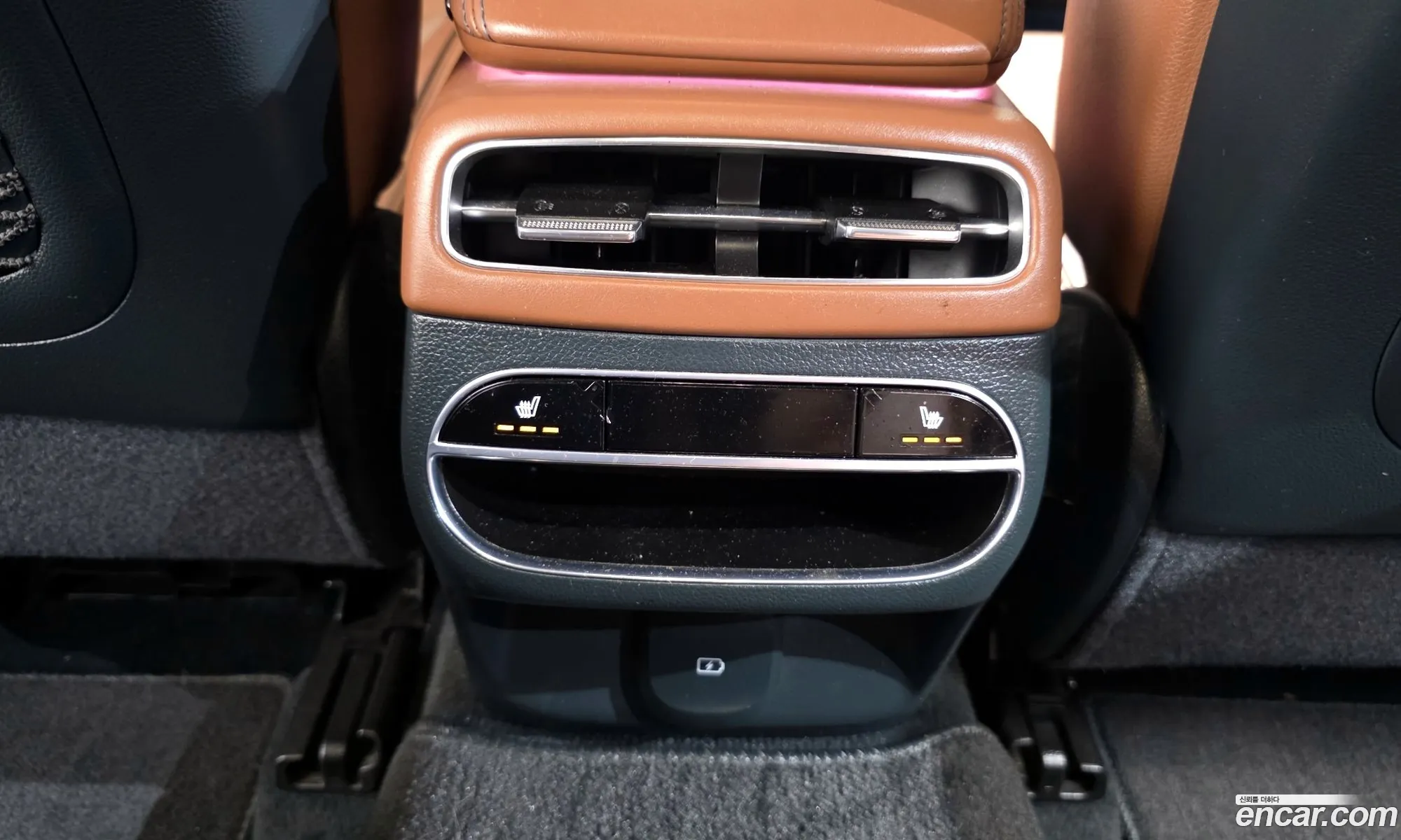 Genesis GV70 2022 KMTMA81BBNU072749 — 34