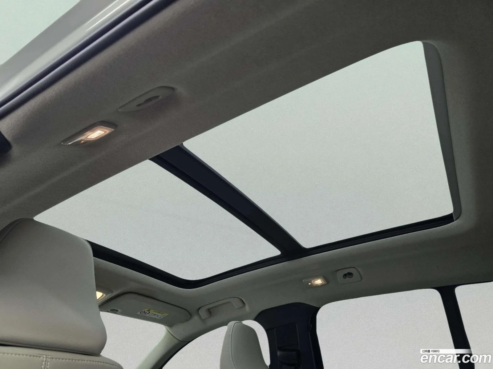 Volvo XC40 2025 — 14
