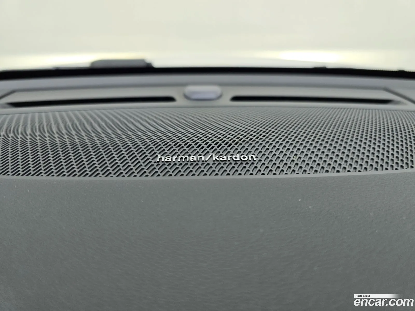Volvo XC40 2025 — 6