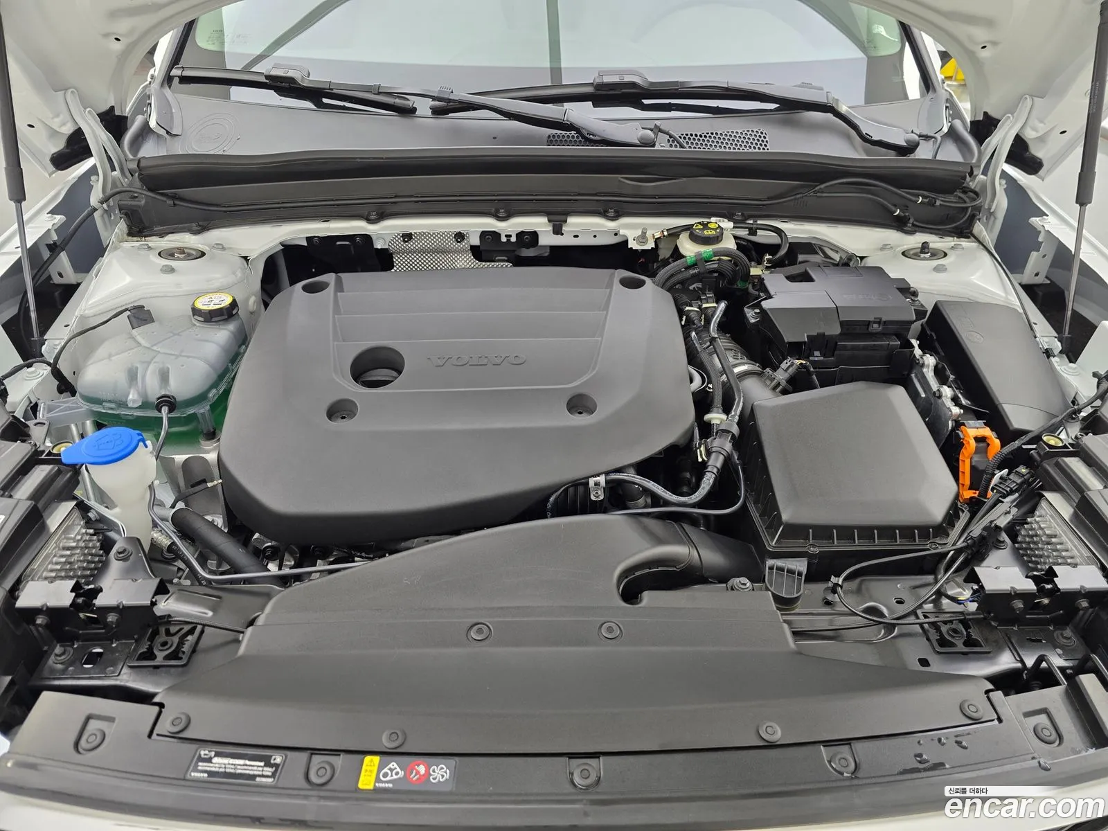 Volvo XC40 2025 — 7