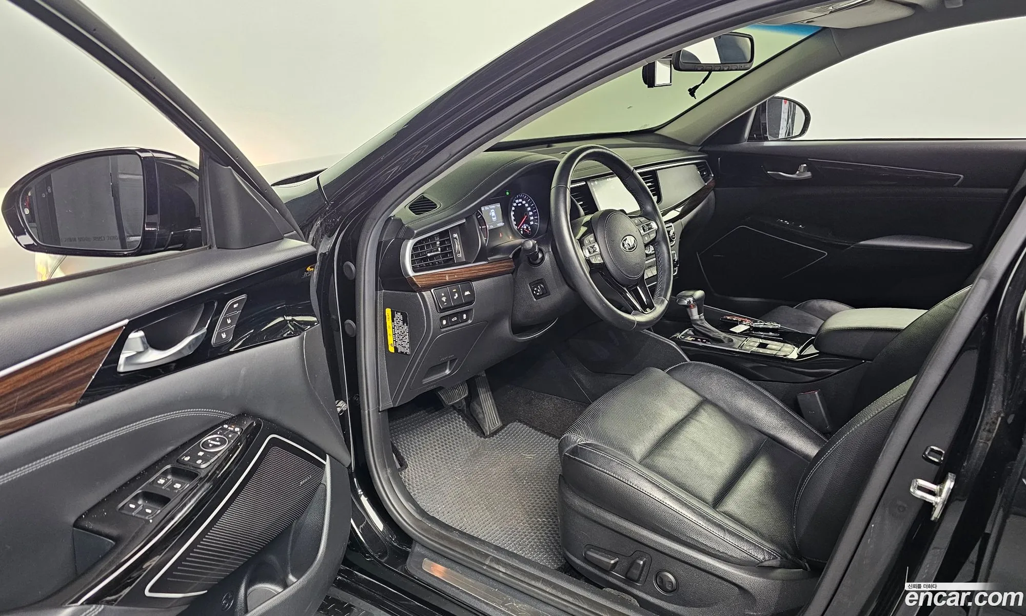 Kia K7 2019 KNALB415BKA165437 — 14