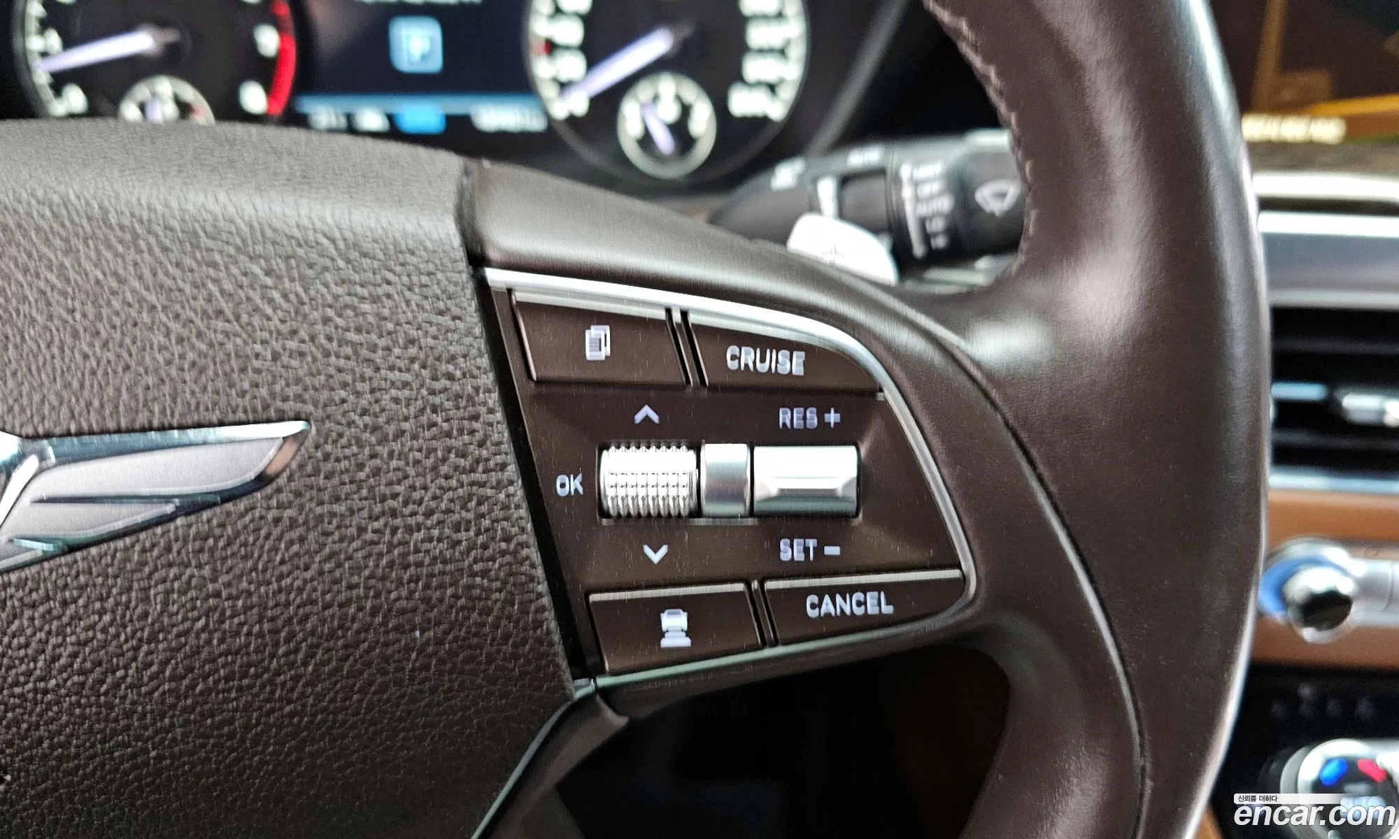 Genesis G90 2021 KMHG241DDMU092235 — 11