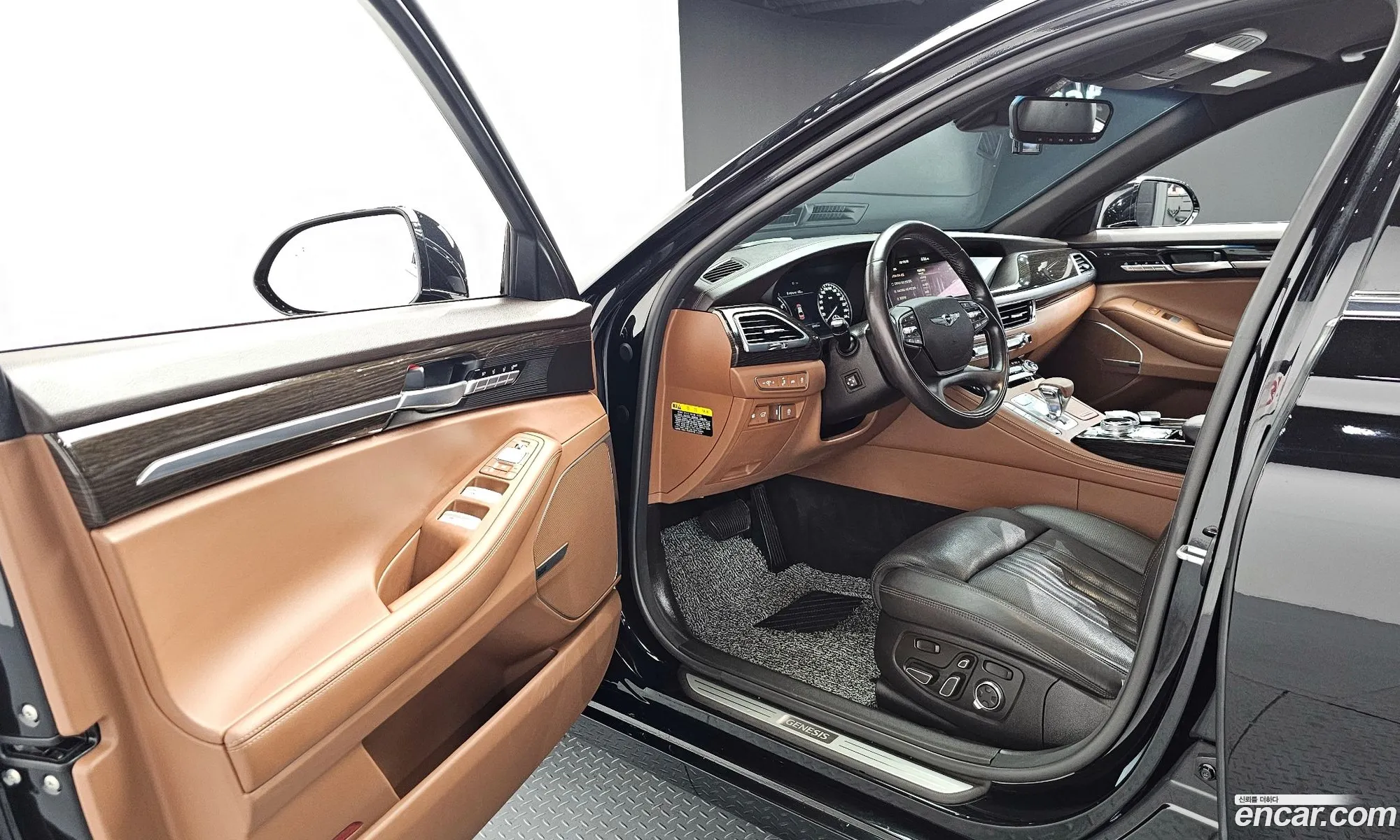 Genesis G90 2021 KMHG241DDMU092235 — 13