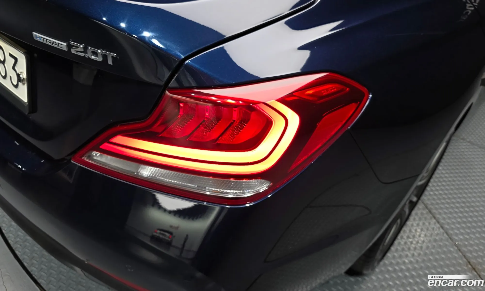 Genesis G70 2019 KMTG341ADLU060310 — 11