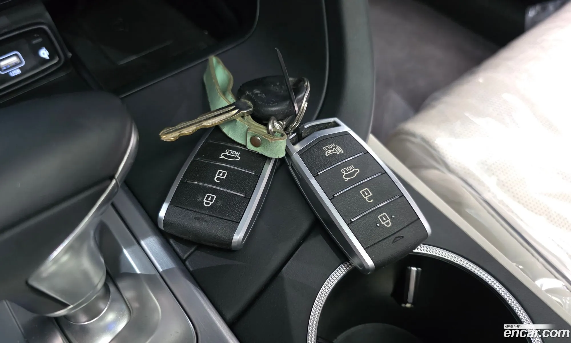 Genesis G70 2019 KMTG341ADLU060310 — 2