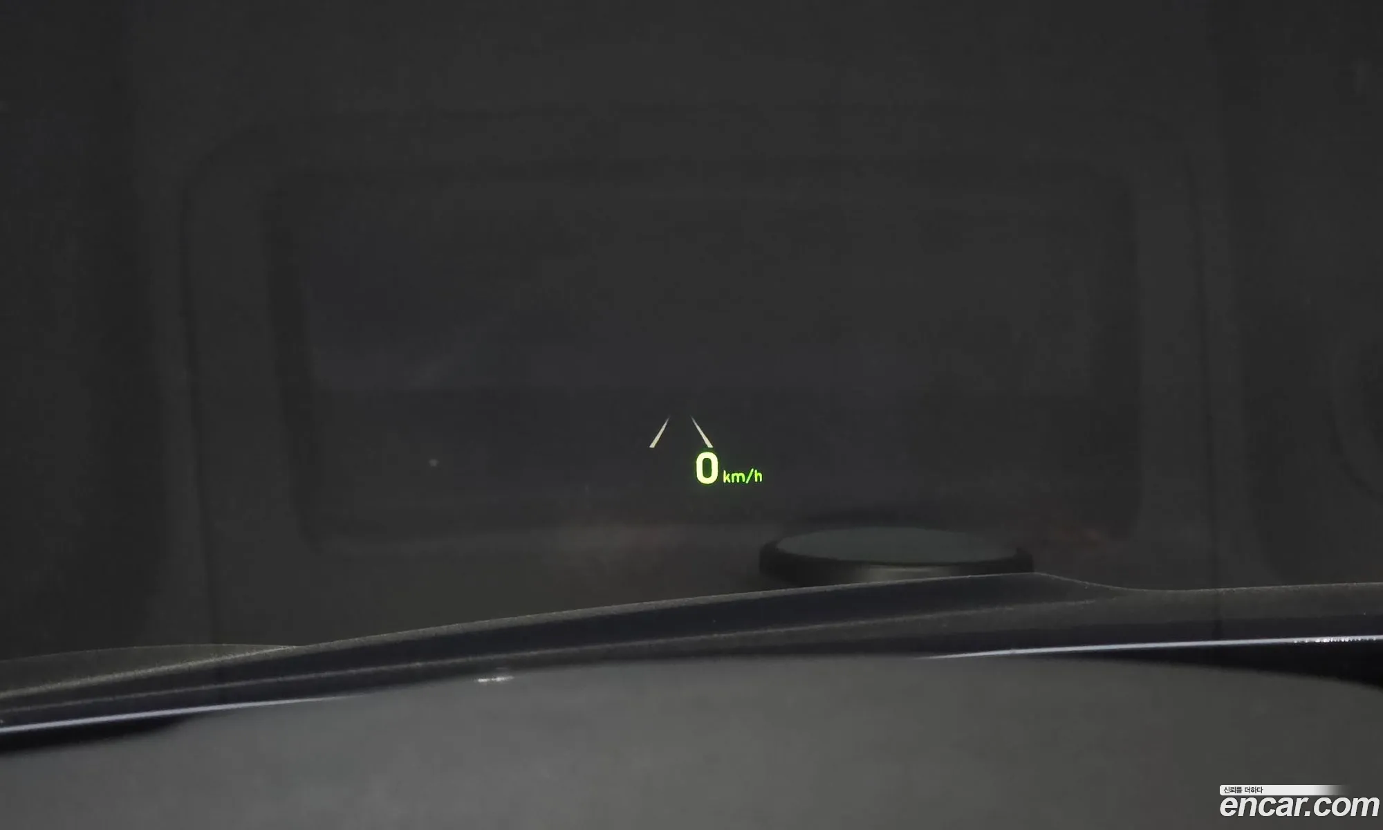 Genesis G70 2019 KMTG341ADLU060310 — 30