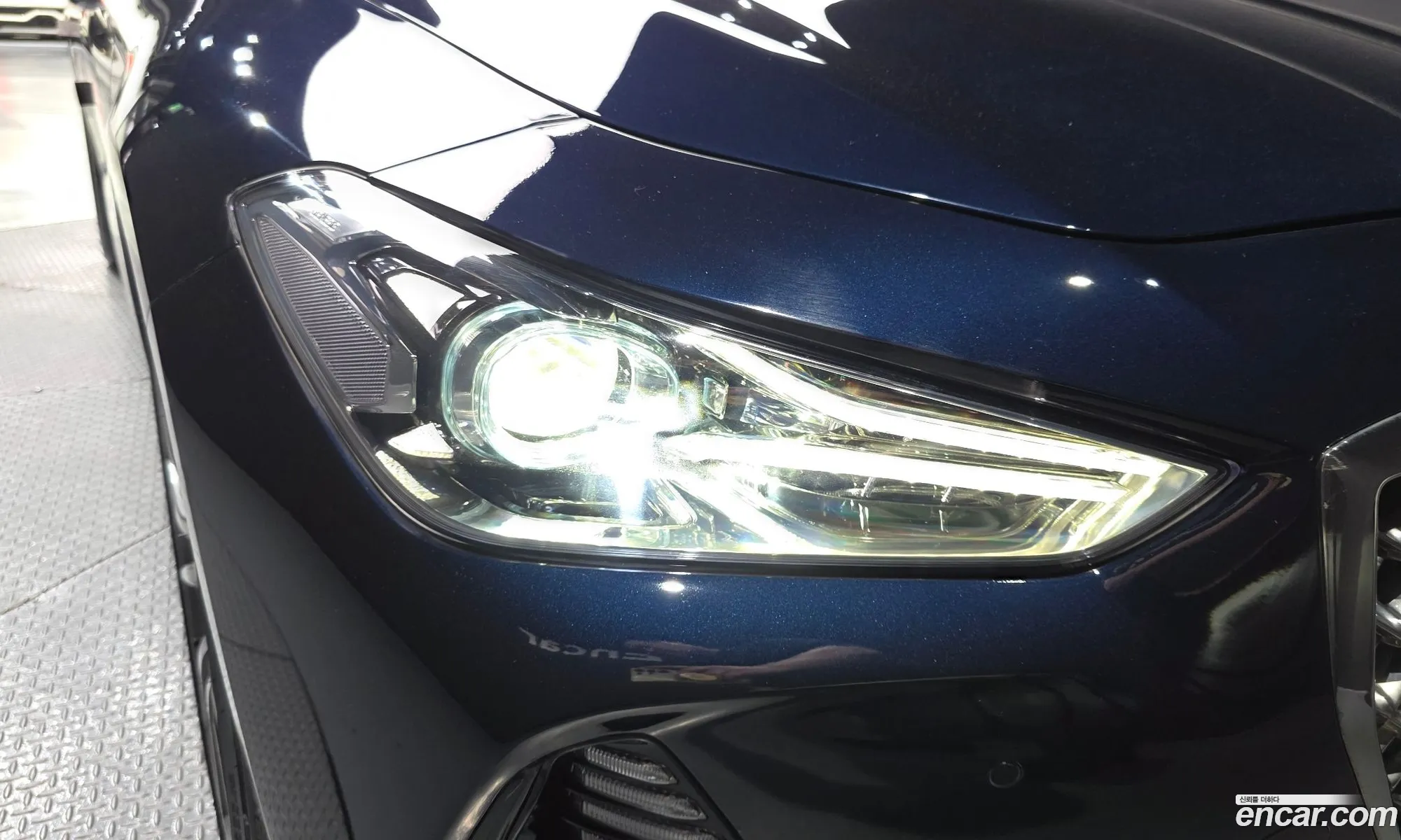 Genesis G70 2019 KMTG341ADLU060310 — 7