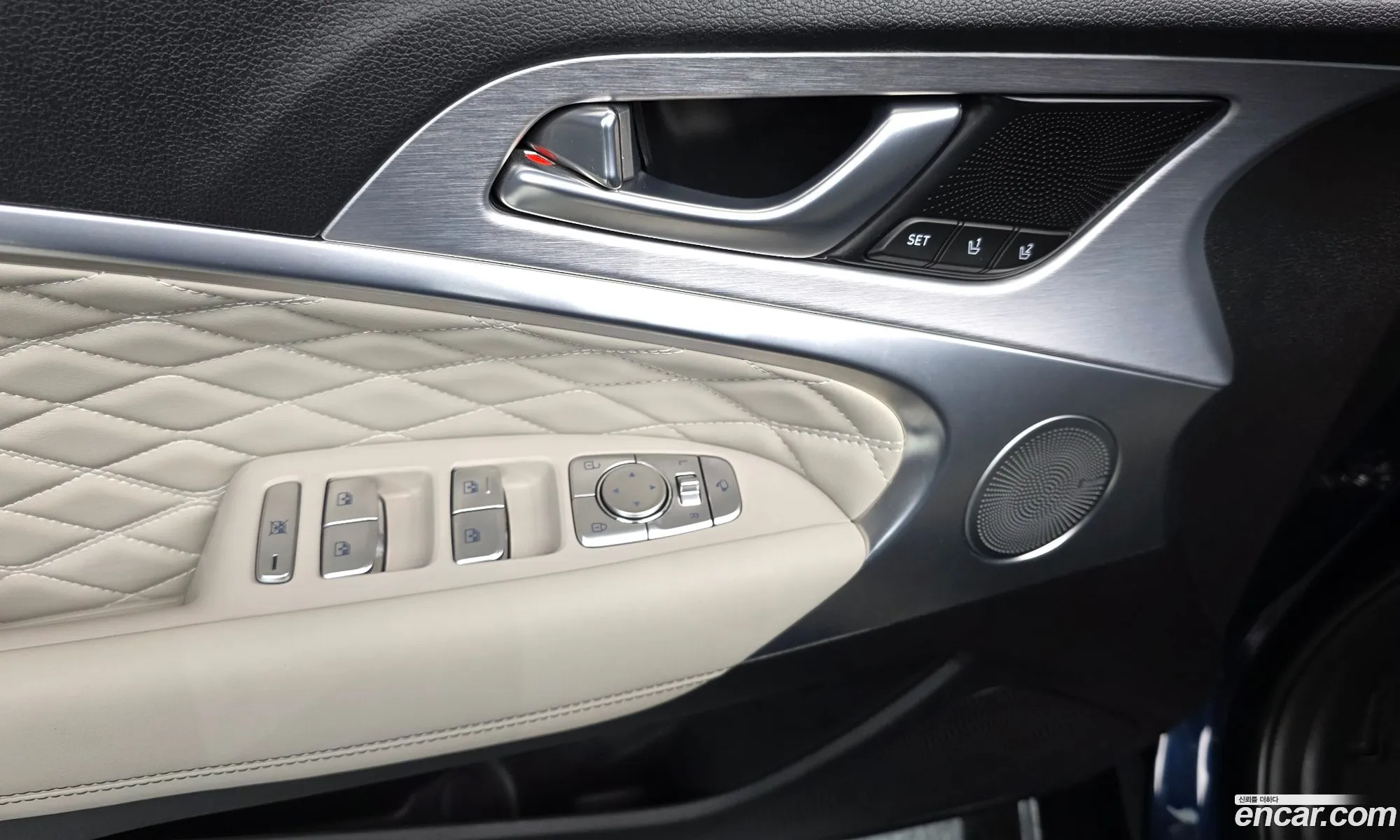 Genesis G70 2019 KMTG341ADLU060310 — 12