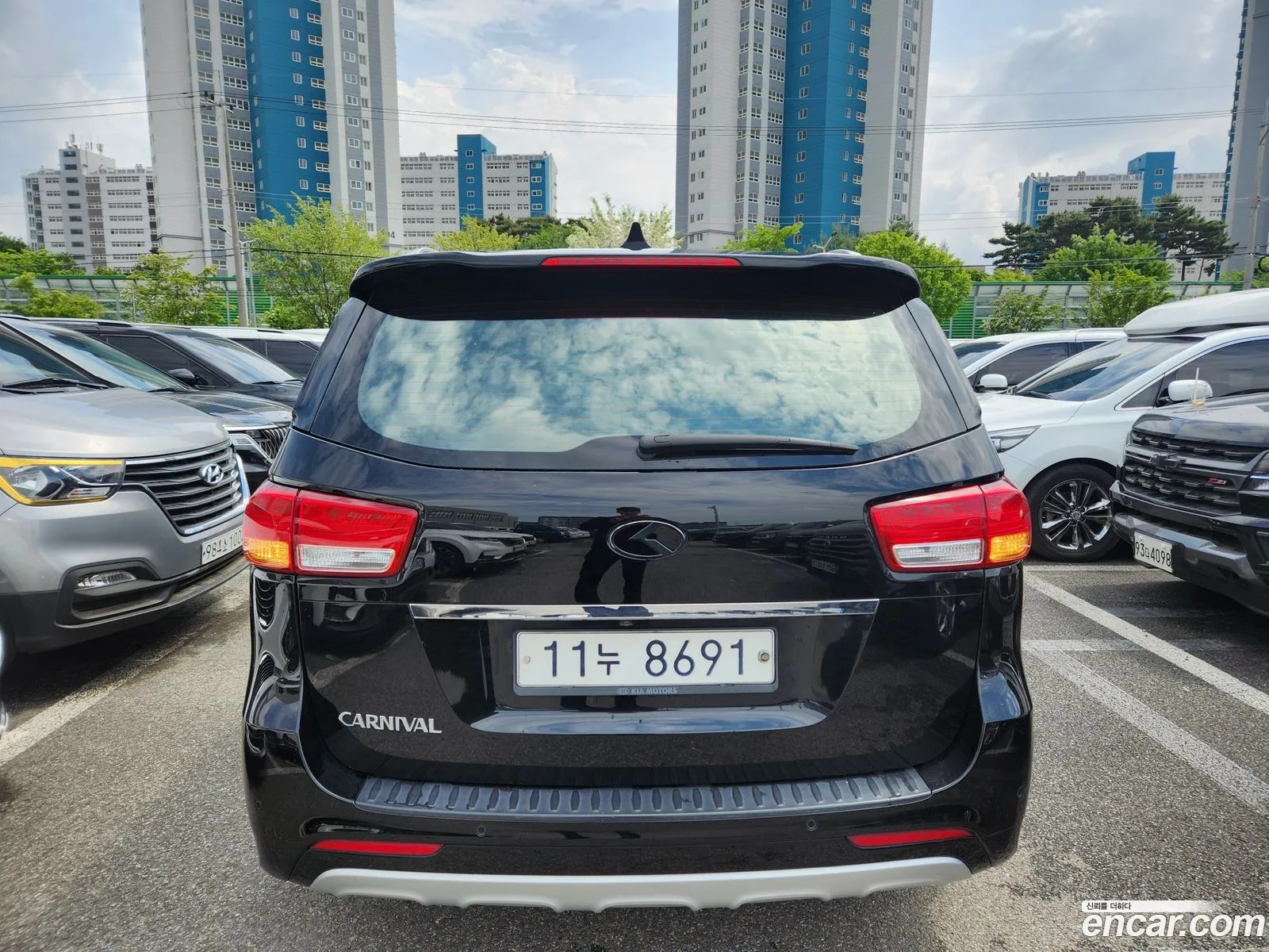 Kia Carnival 2015 — 4