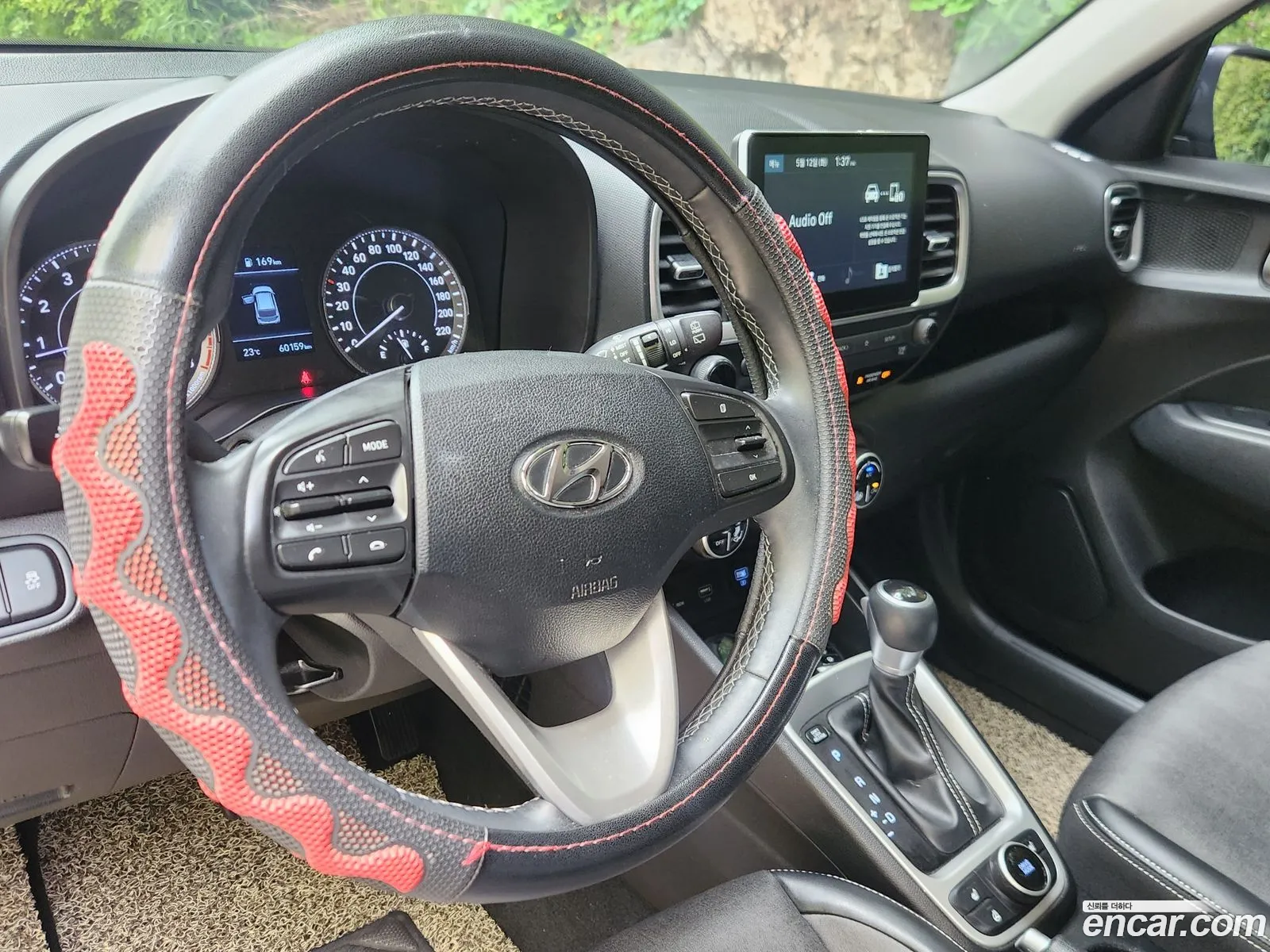 Hyundai Venue 2020 — 9
