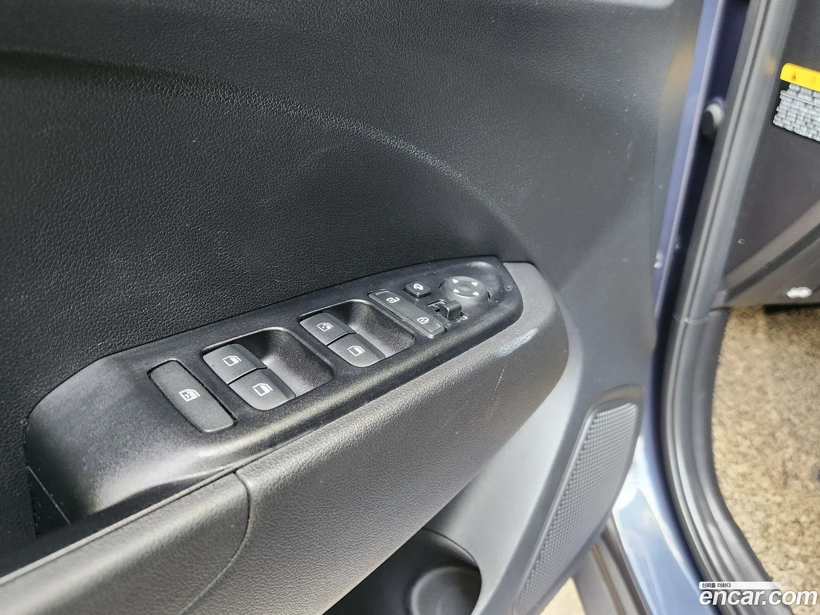 Hyundai Venue 2020 — 15