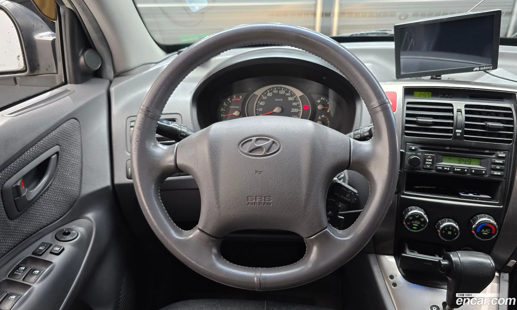 Hyundai Tucson 2005 KMHJM81VP5U130765 — 6