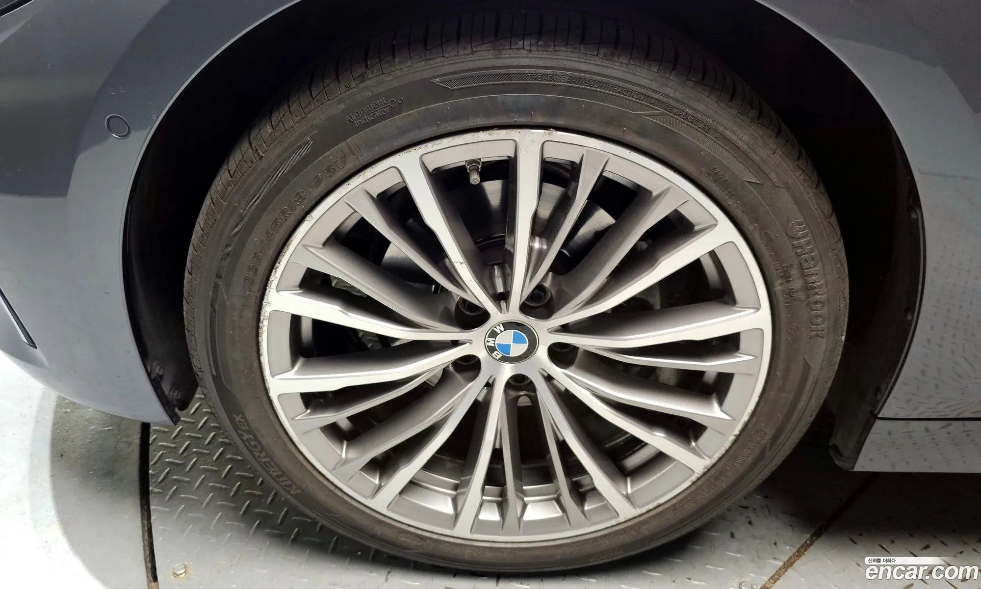BMW 3 Series 2020 — 35