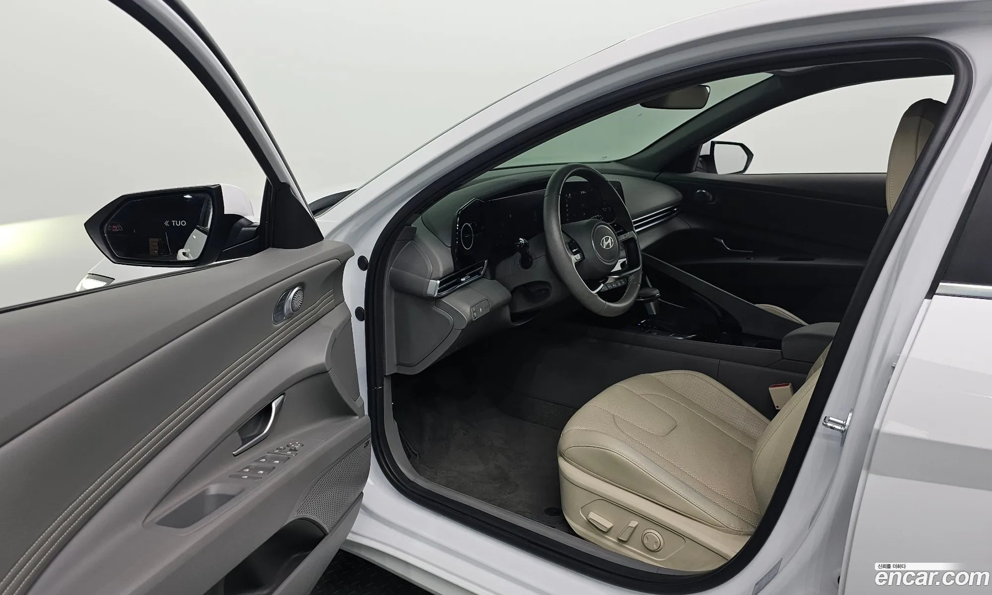 Hyundai Elantra 2023 KMHLR41EERU555777 — 17