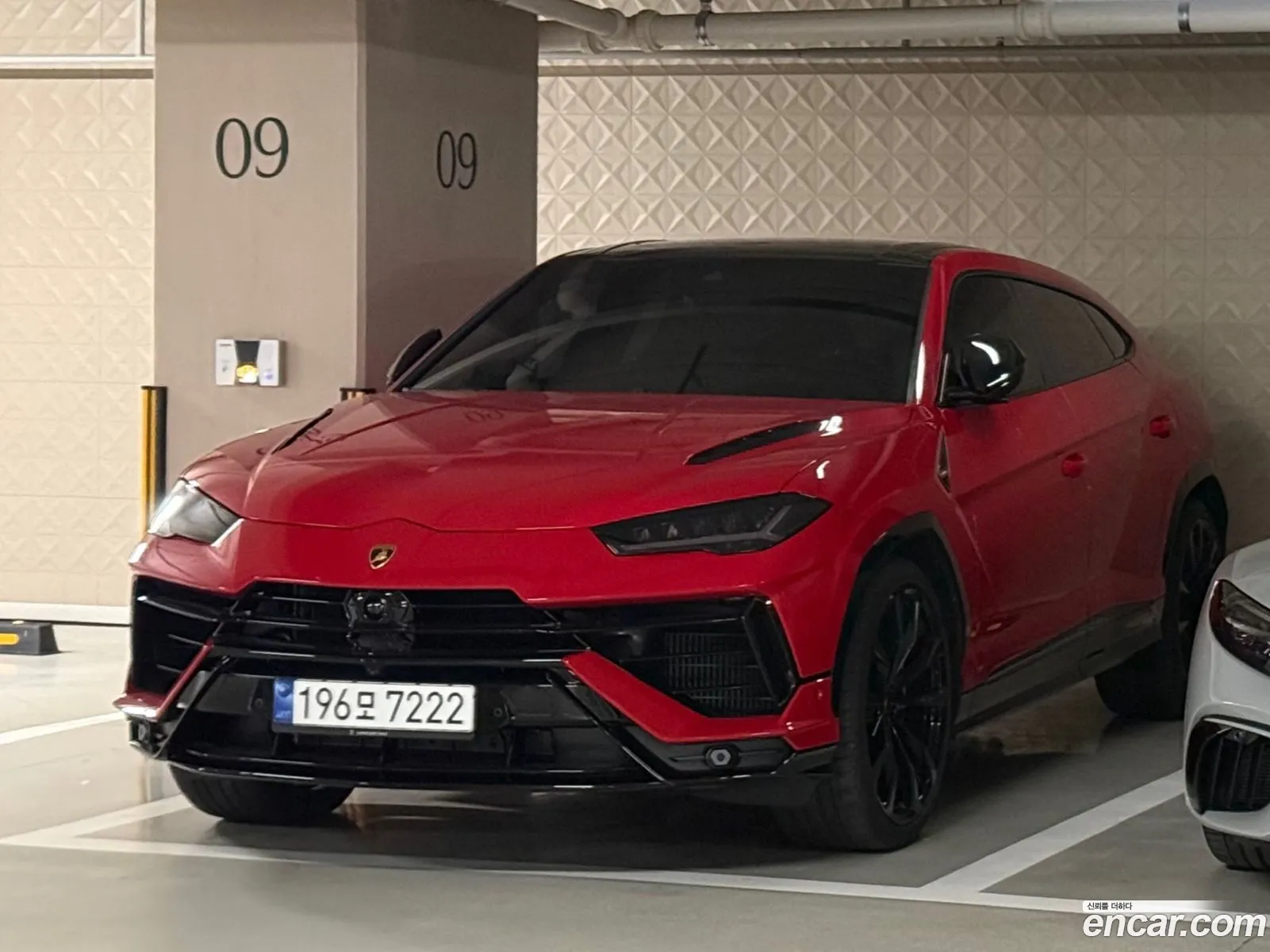 Lamborghini Urus 2023 — 3