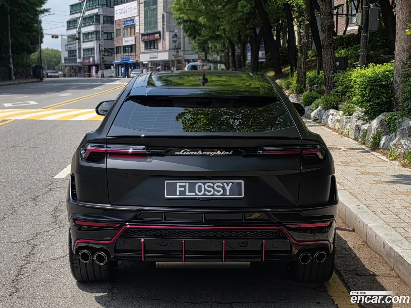 Lamborghini Urus 2023 — 14
