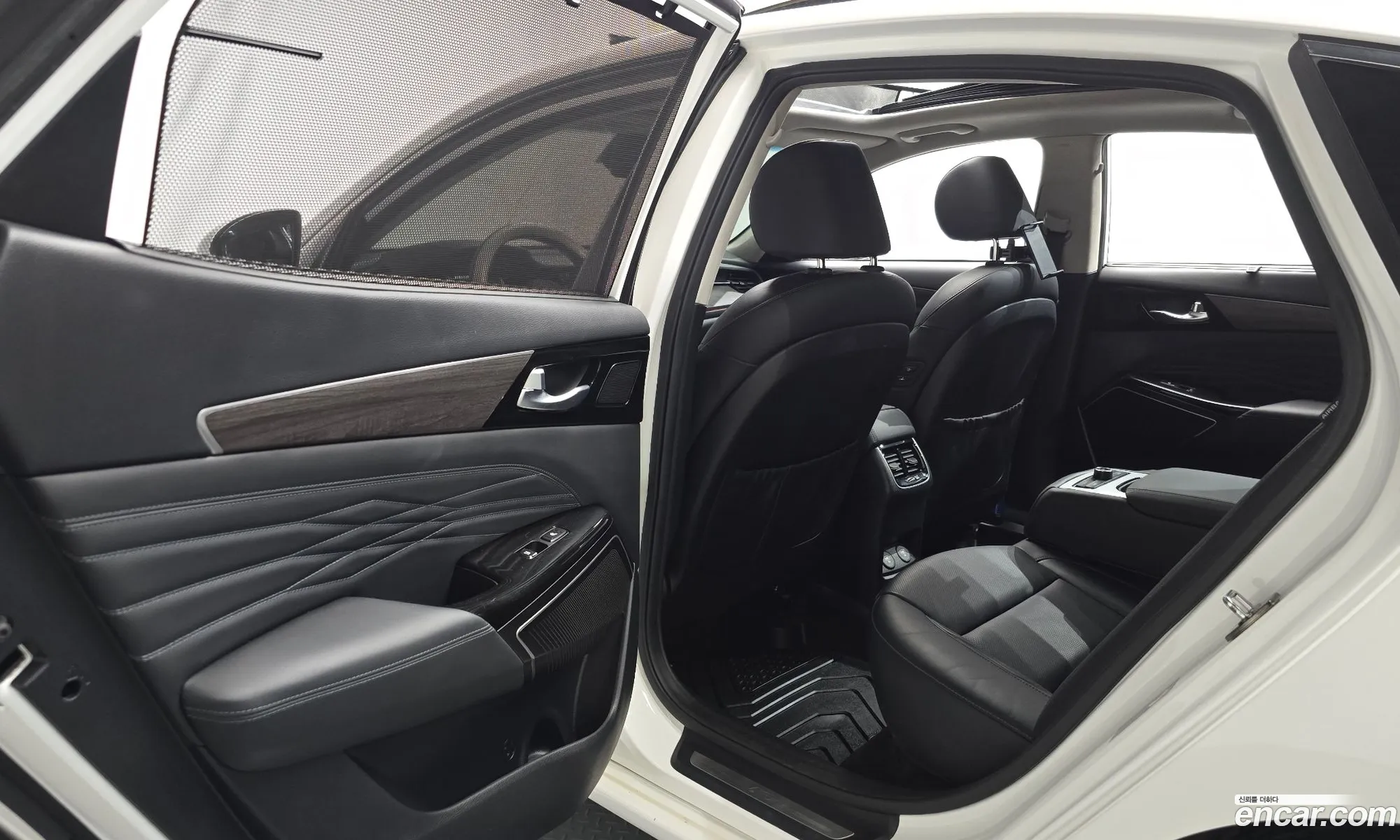Kia K7 Premier Hybrid 2019 — 20
