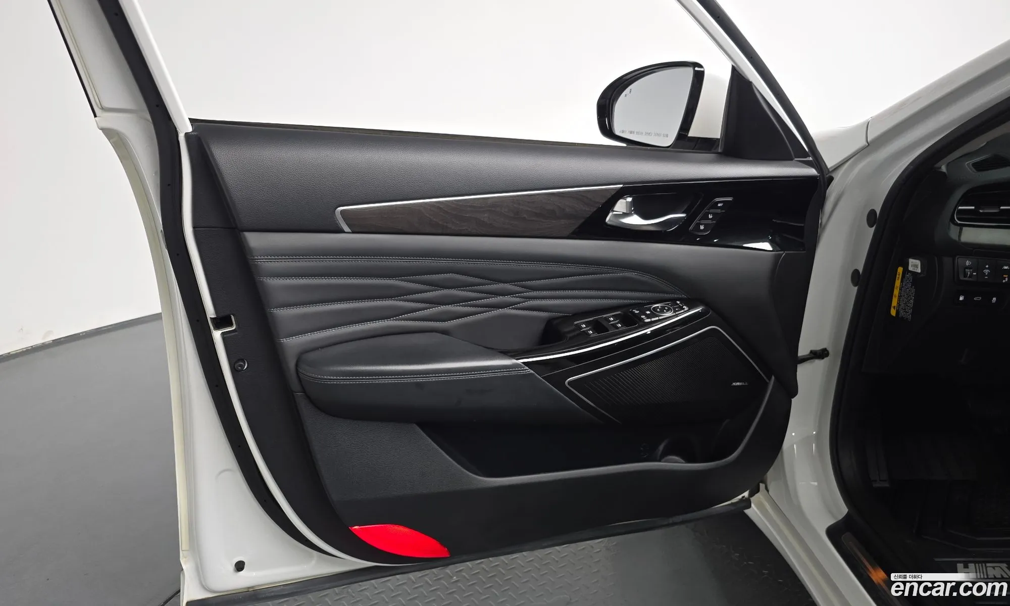Kia K7 Premier Hybrid 2019 — 8