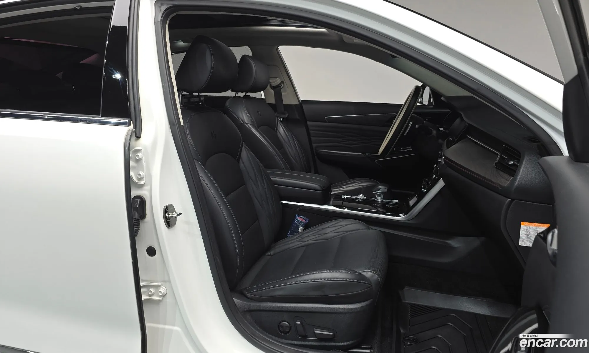 Kia K7 Premier Hybrid 2019 — 31