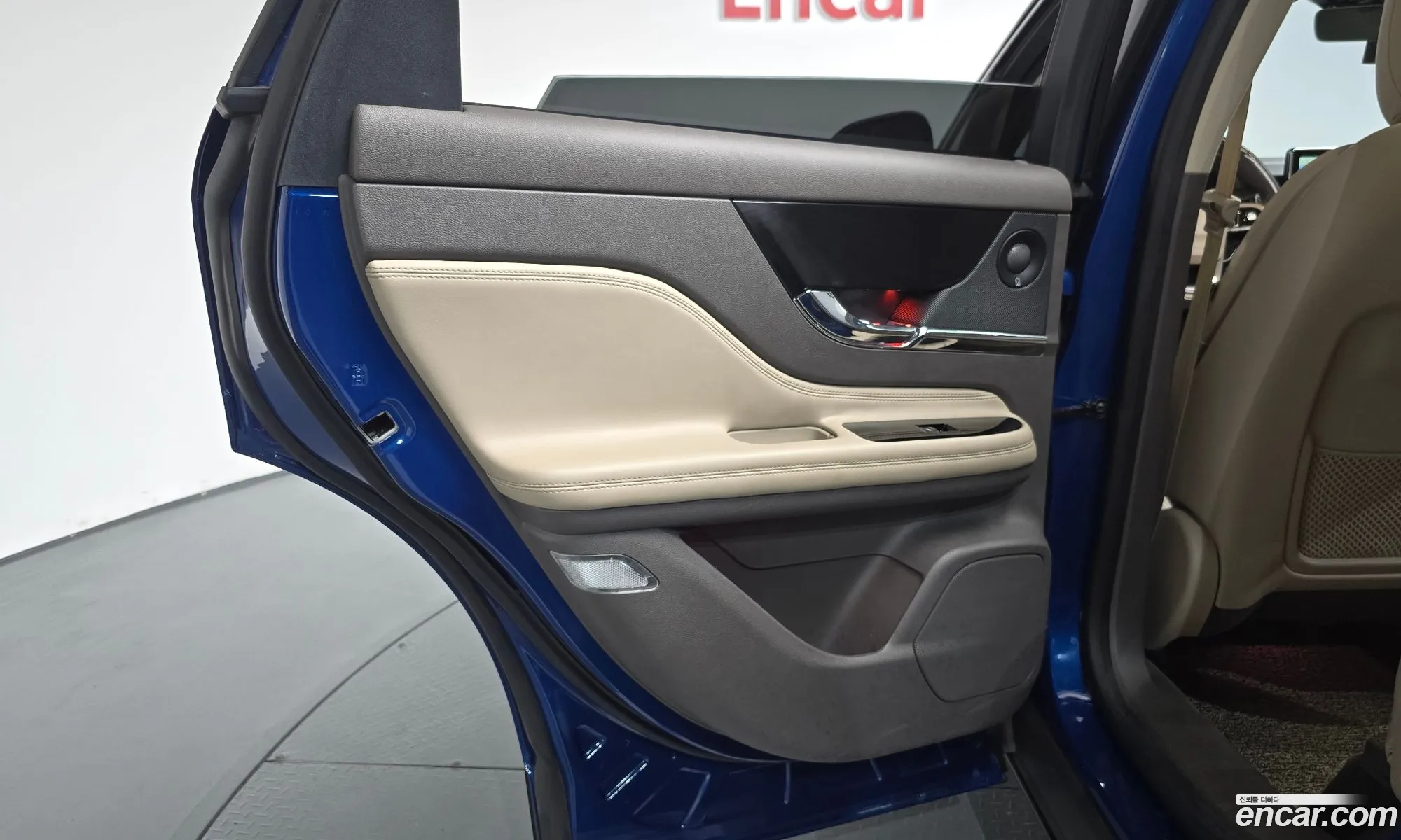 Lincoln Corsair 2021 — 29