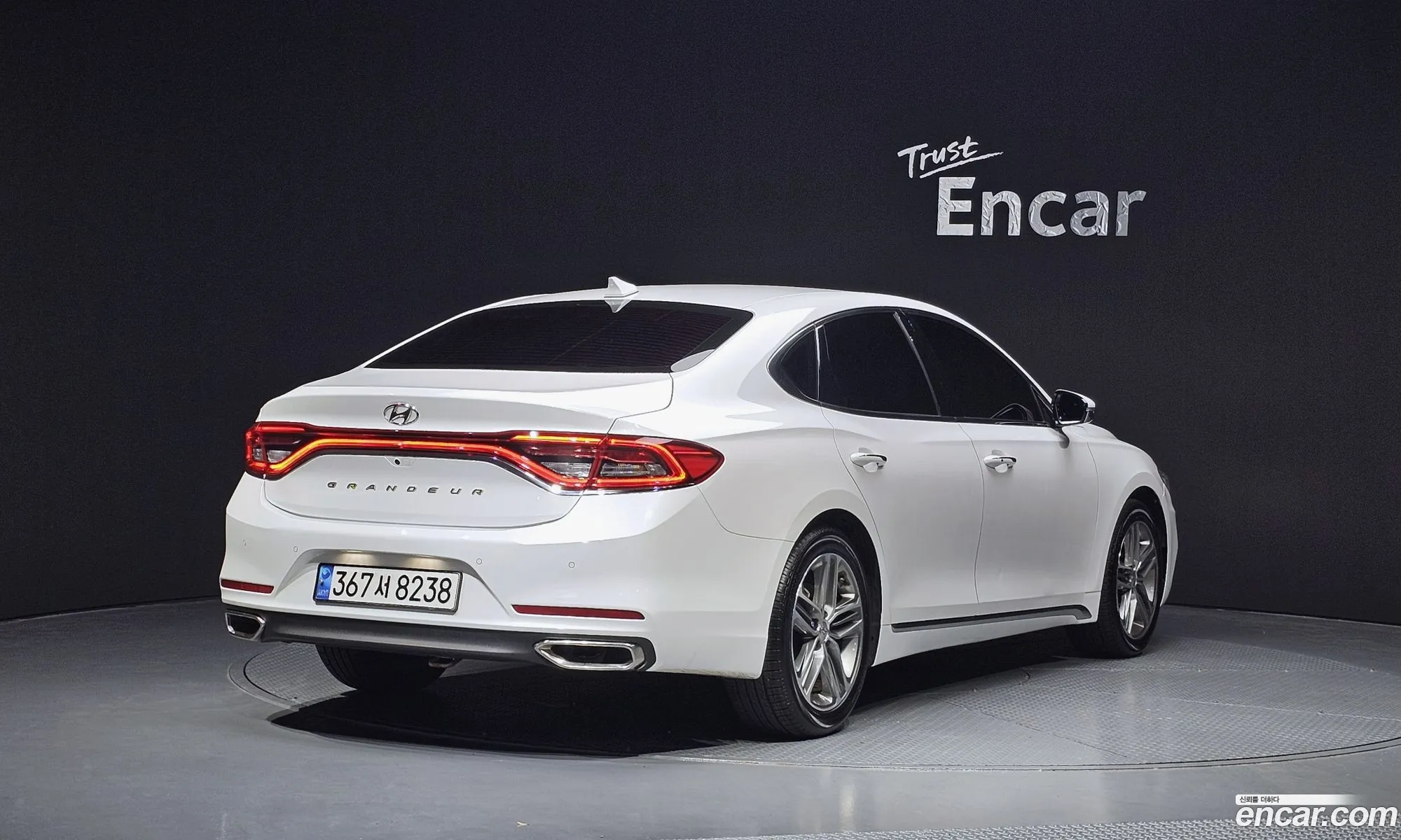 Hyundai Grandeur IG 2017 — 19