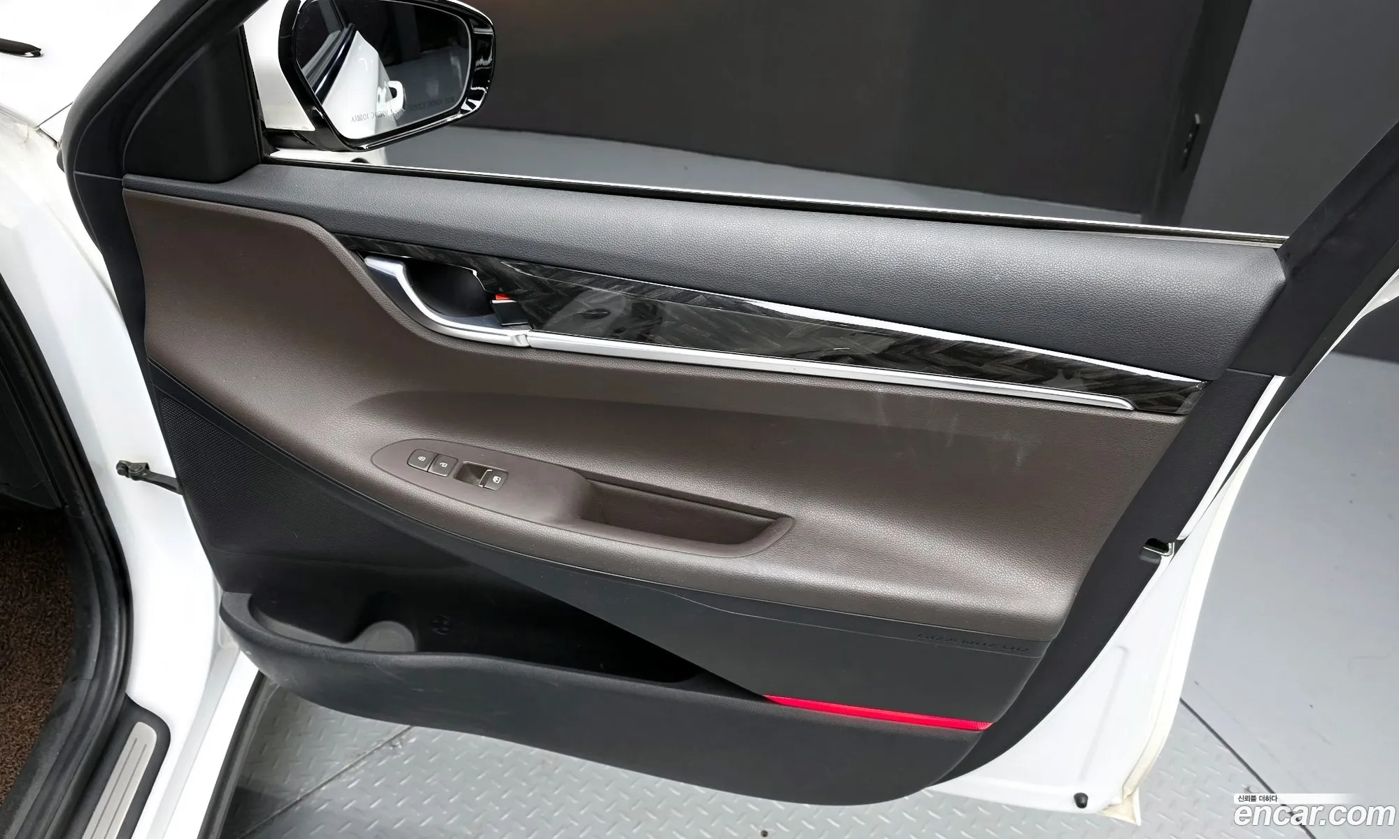 Hyundai Grandeur IG 2017 — 18