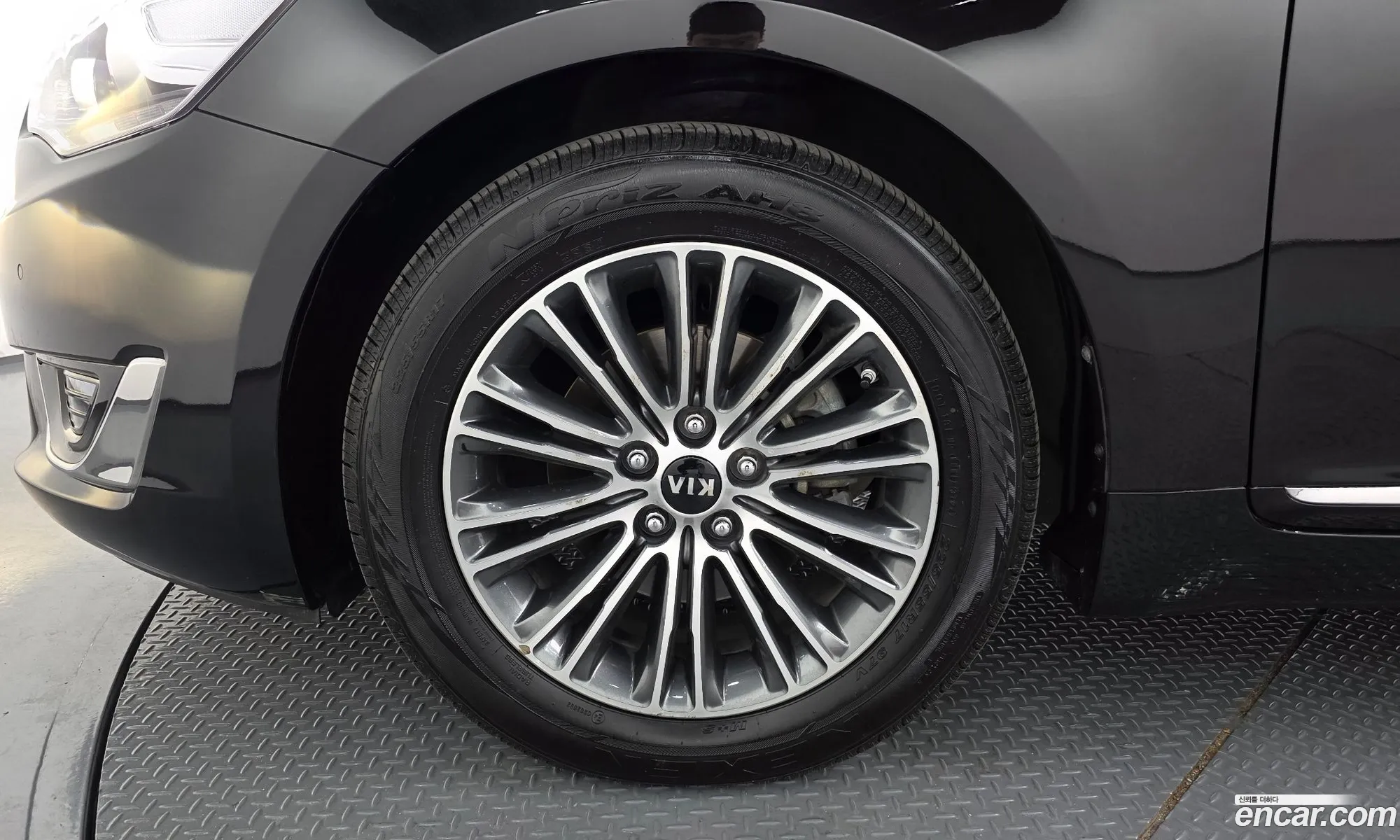 Kia K7 2015 KNALM415BGA216534 — 10