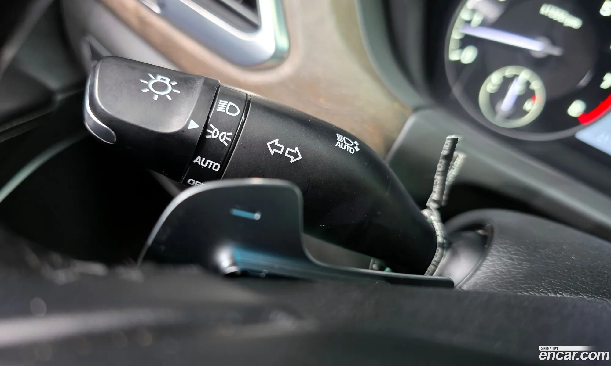 Genesis G90 2019 KMHG141DDKU063635 — 16