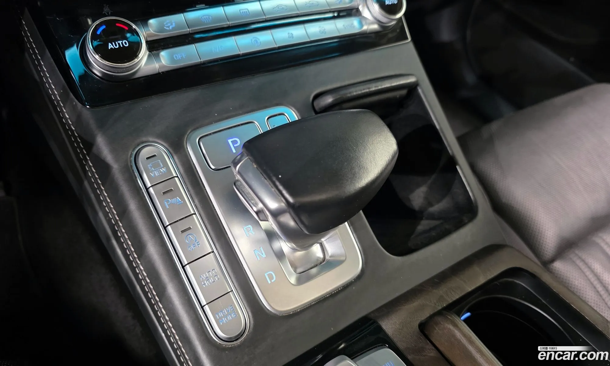Genesis G90 2019 KMHG141DDKU063635 — 26