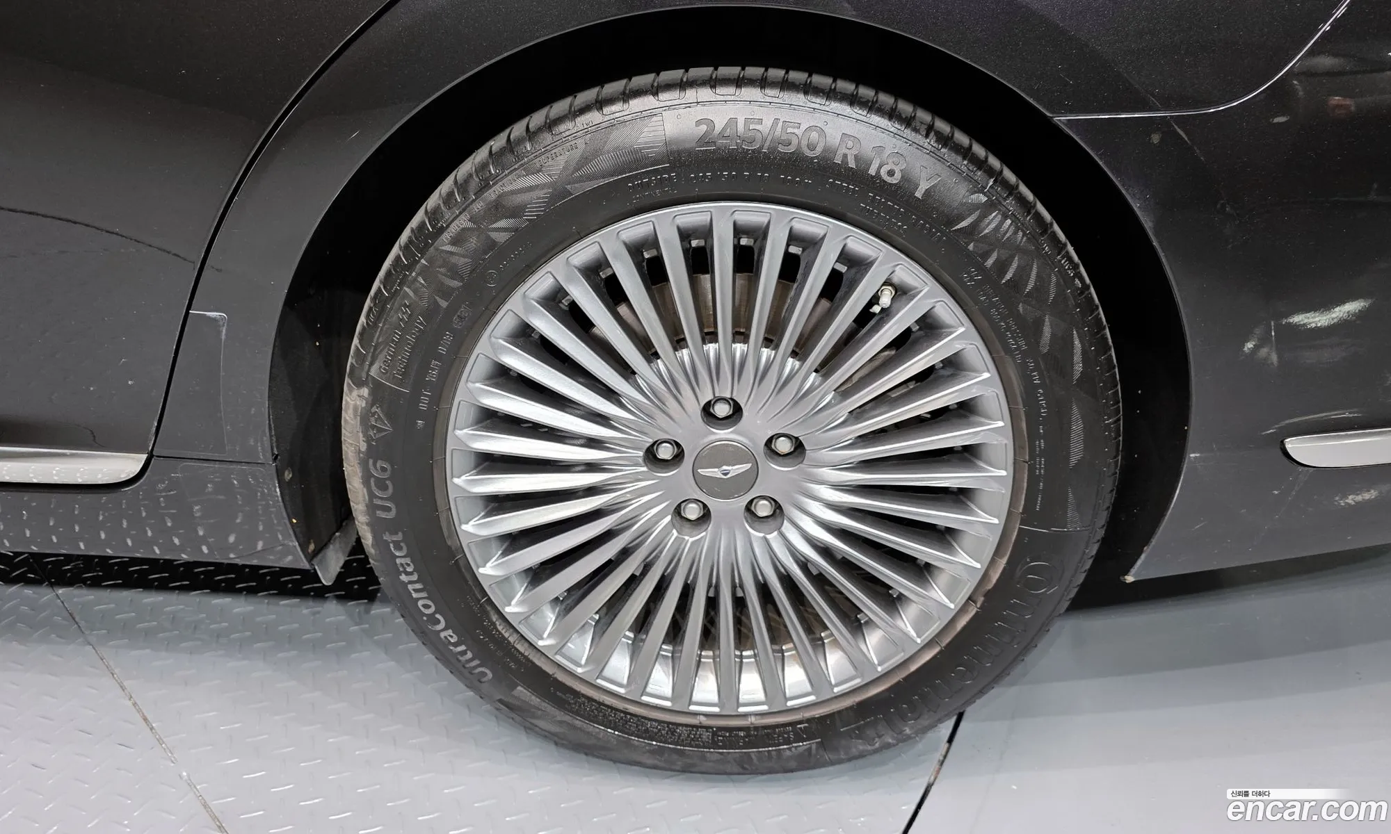 Genesis G90 2019 KMHG141DDKU063635 — 7