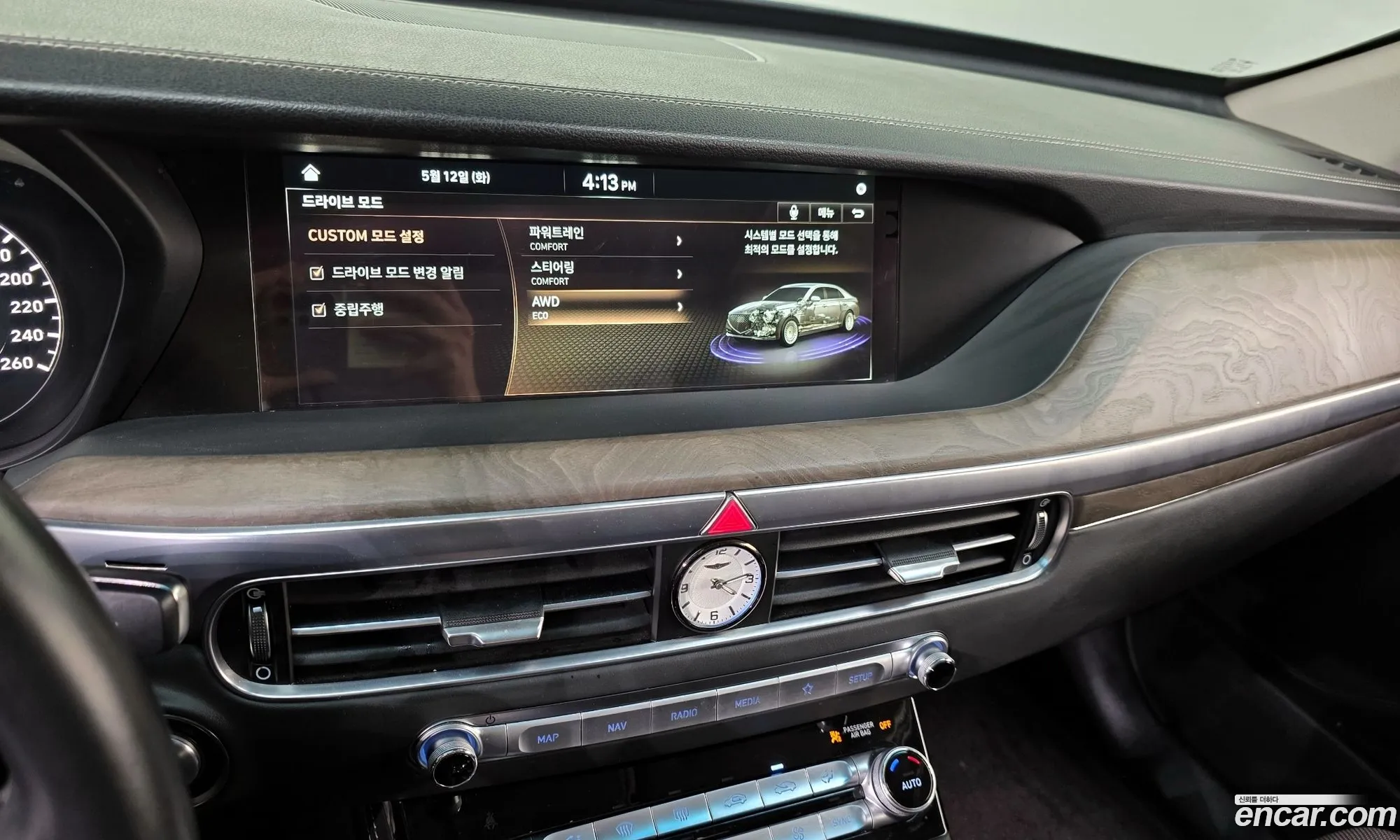 Genesis G90 2019 KMHG141DDKU063635 — 24