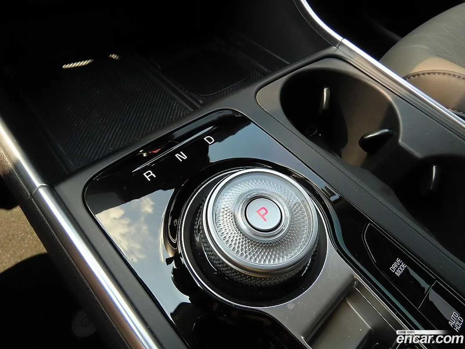 Kia Carnival 2024 — 14