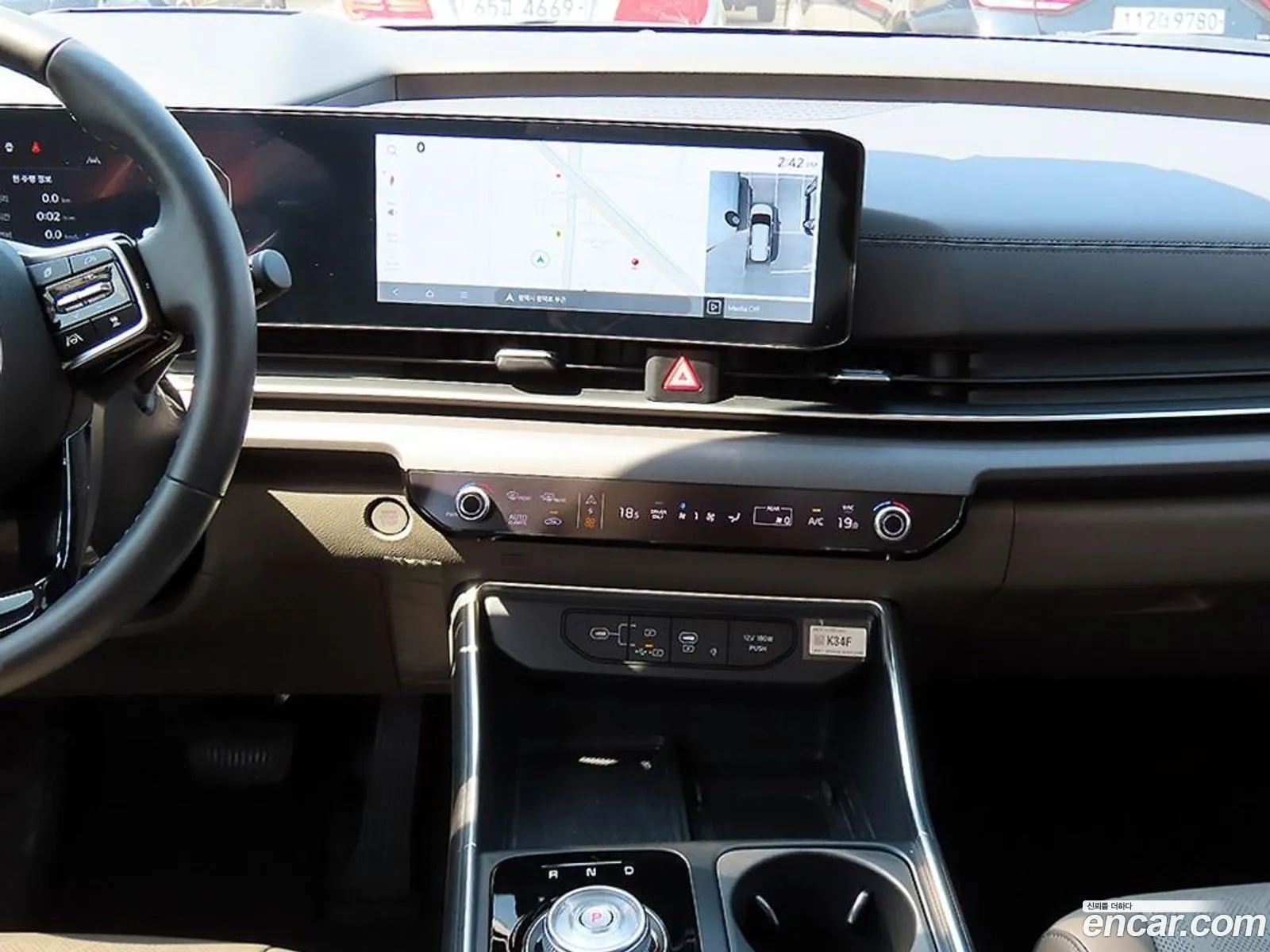 Kia Carnival 2024 — 16