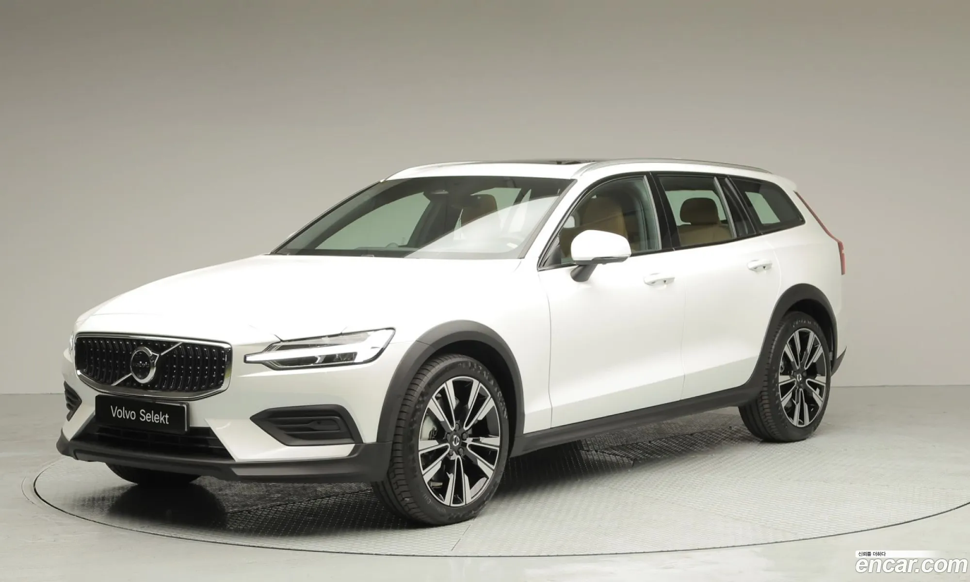 Volvo V60 Cross Country 2025 — 20