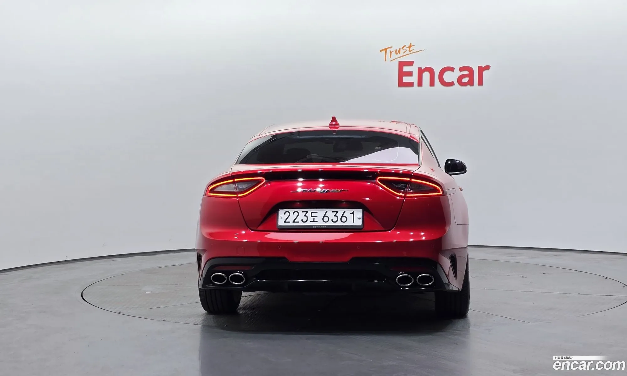 Kia Stinger 2018 — 24