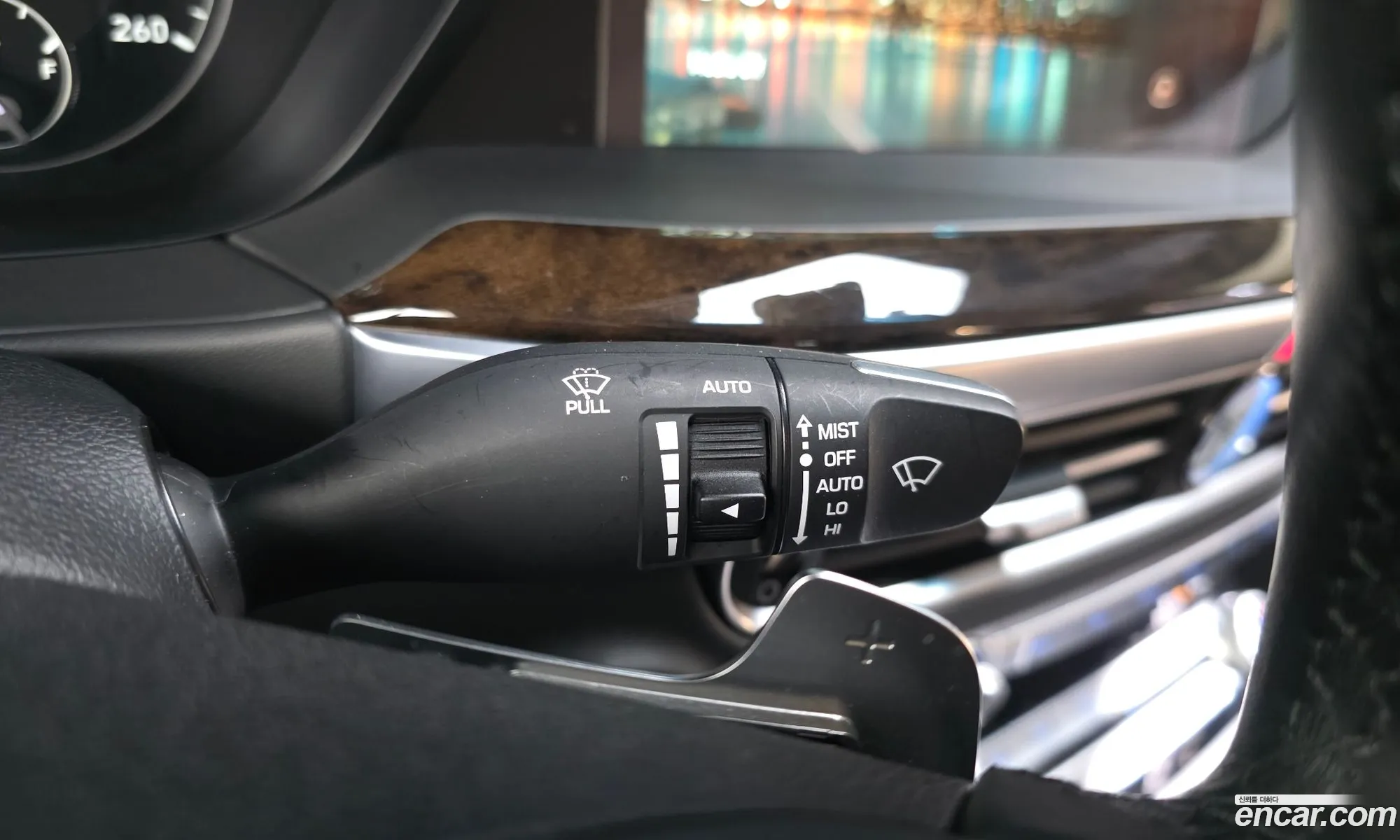 Genesis G90 2020 KMHG241DDMU083860 — 32