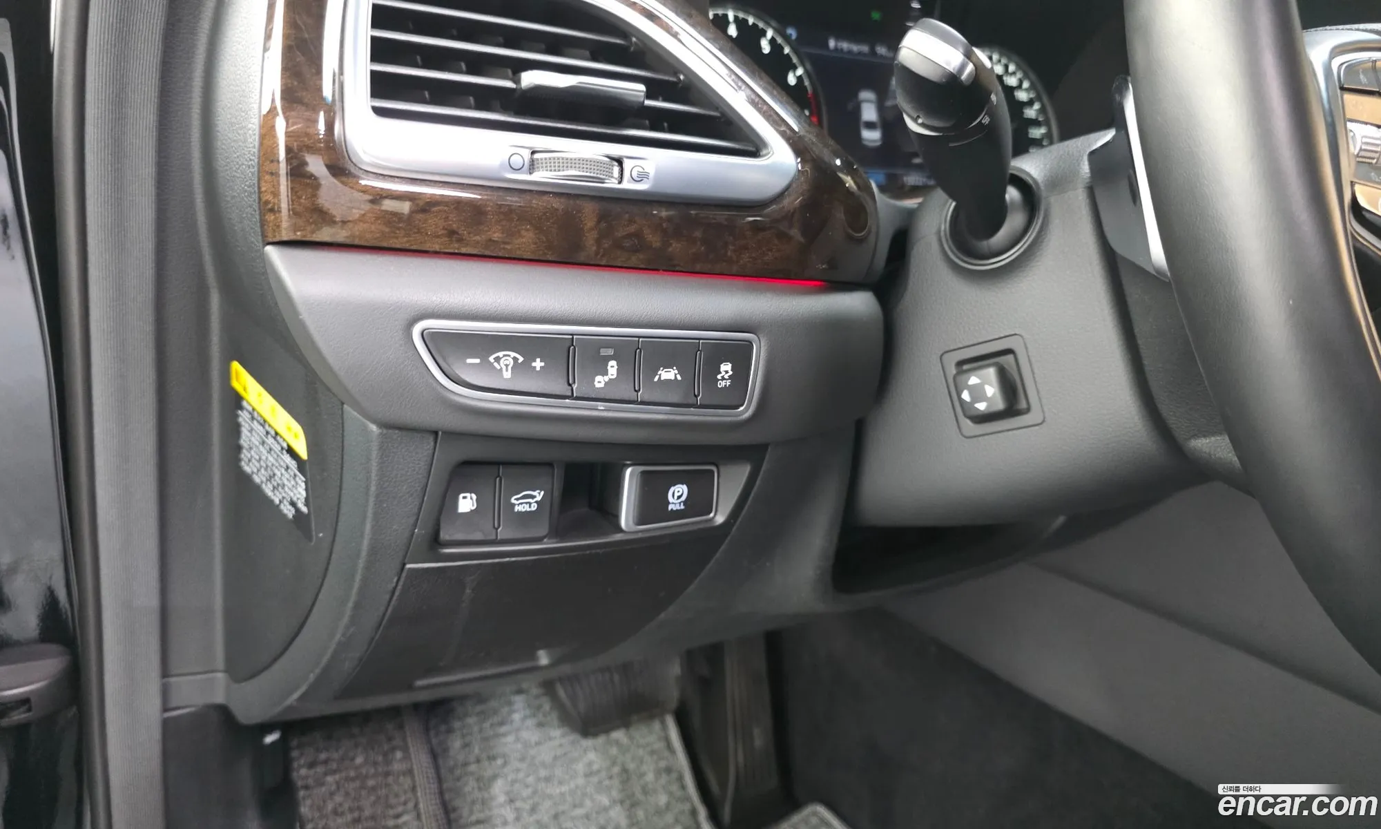 Genesis G90 2020 KMHG241DDMU083860 — 28