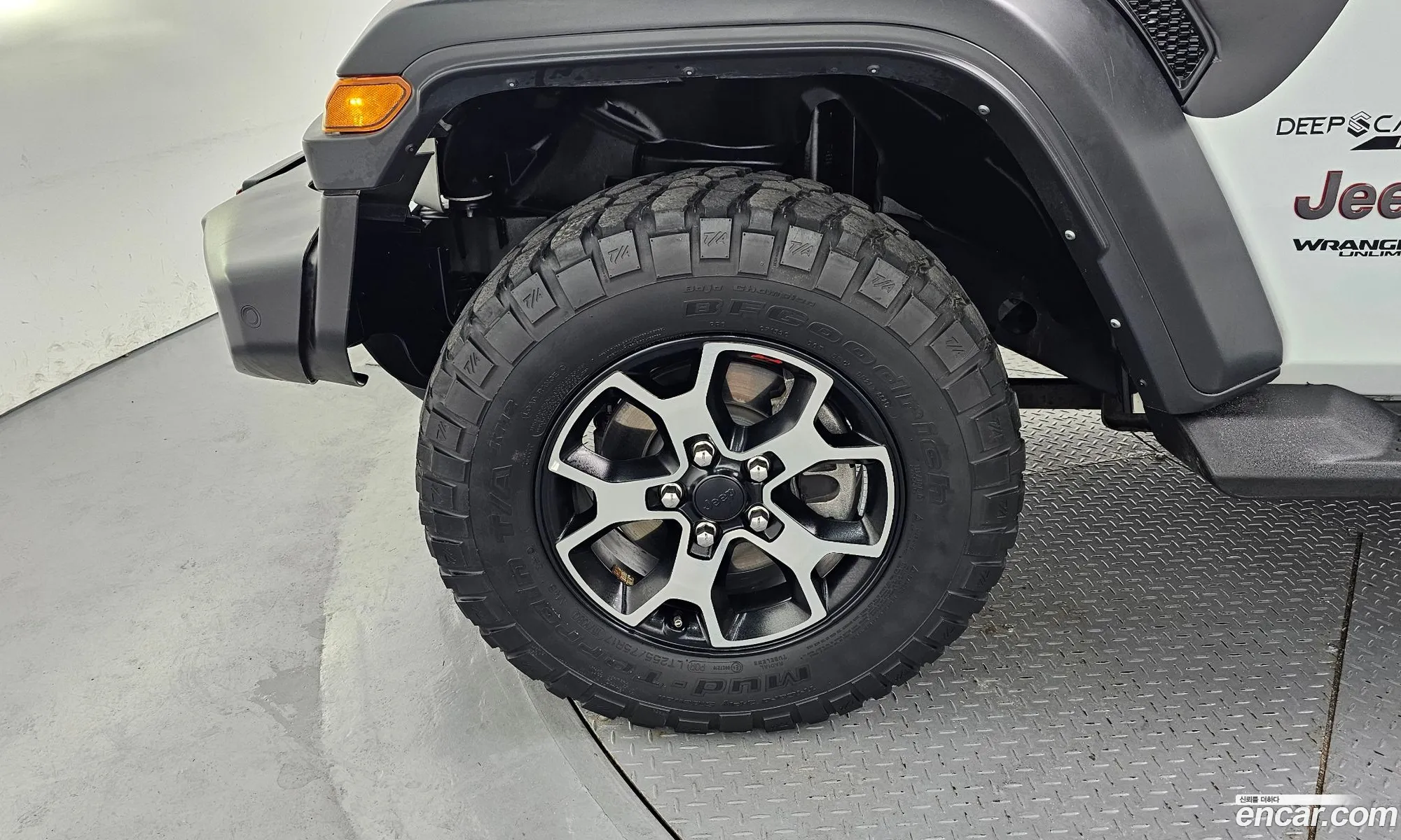Jeep Wrangler 2021 — 24