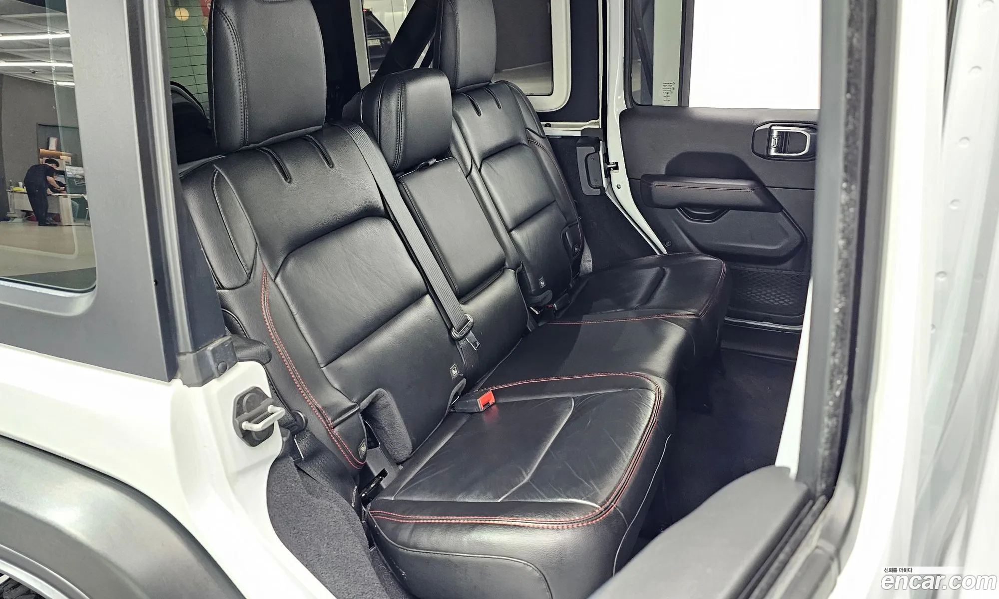 Jeep Wrangler 2021 — 3